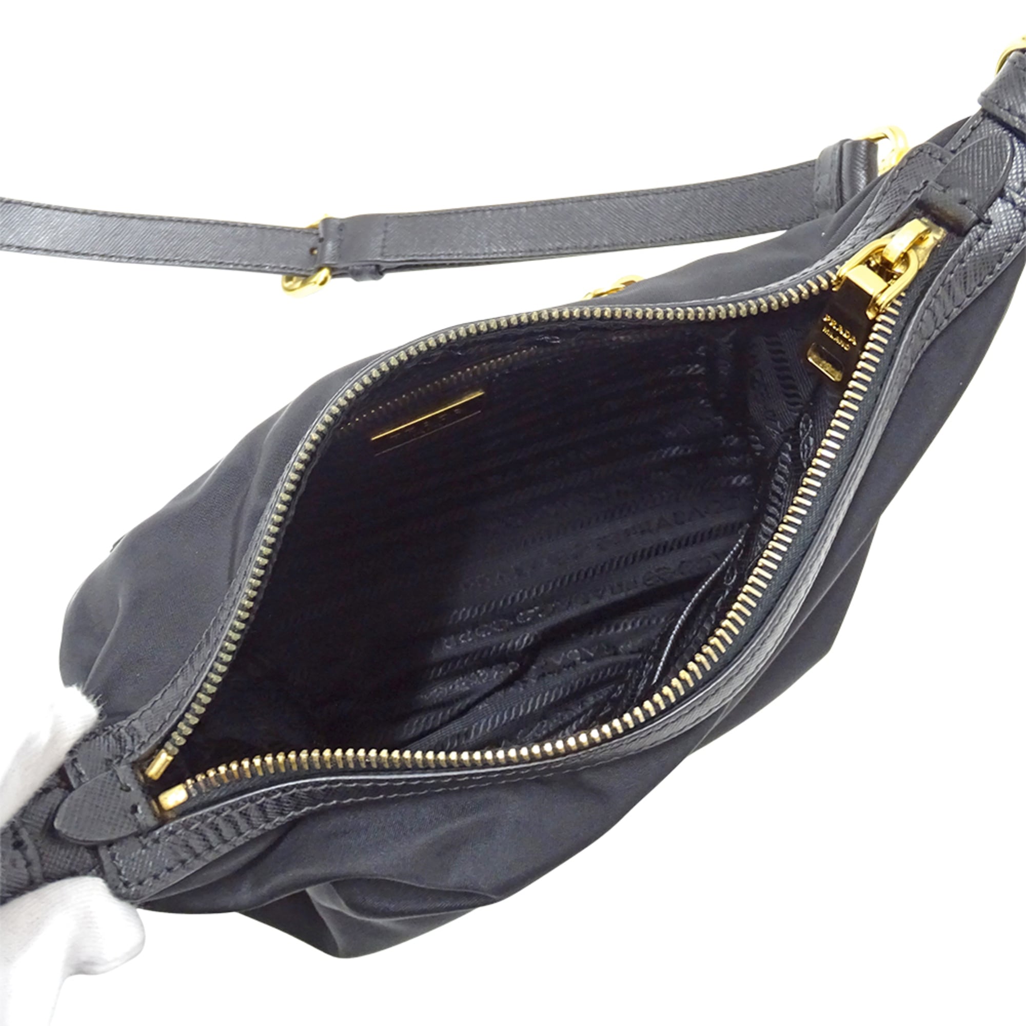 Prada Black Nylon Handbag Shoulder Bag (Pre-Owned)