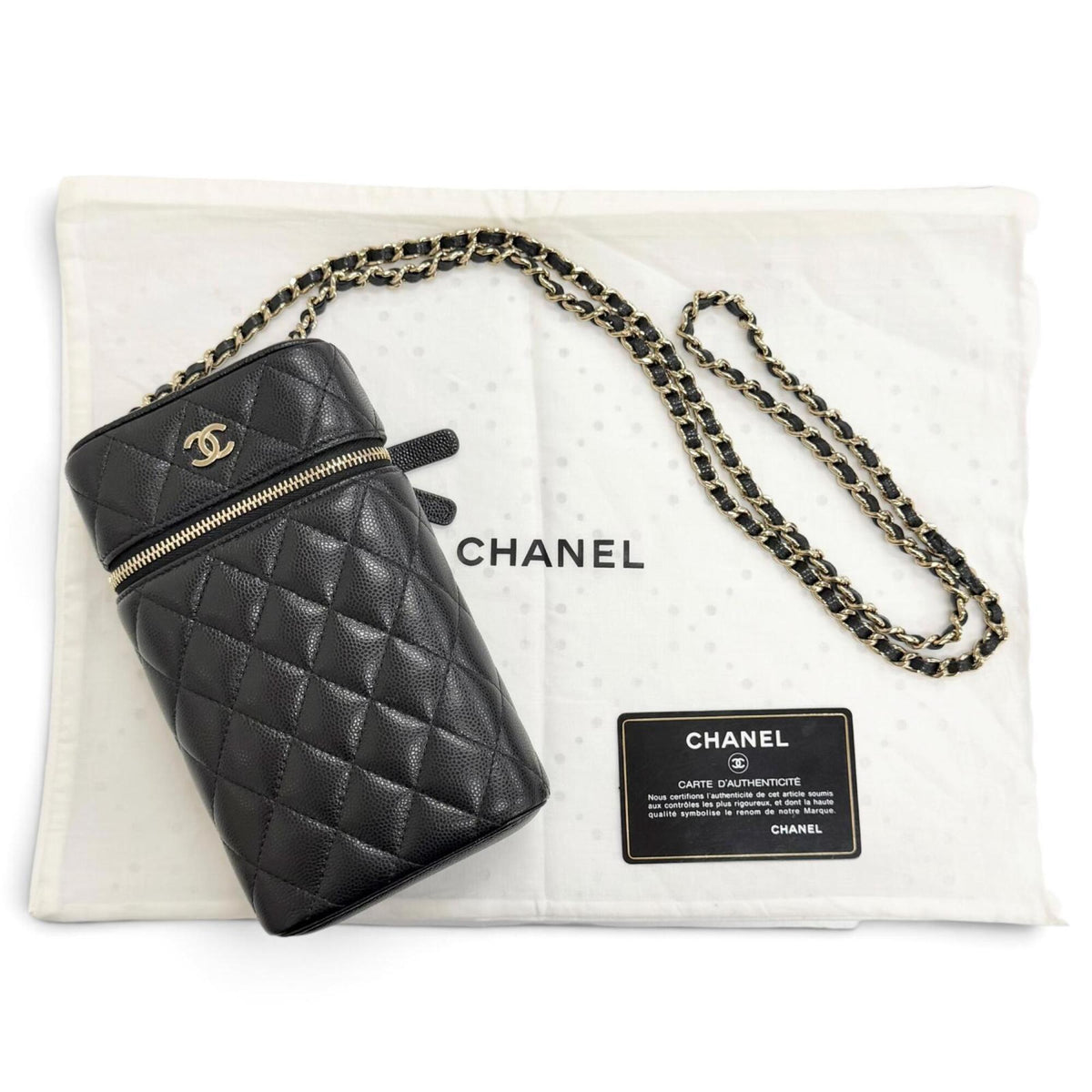 Chanel Black Grained Calfskin Shoulder Bag (Pre-Owned)