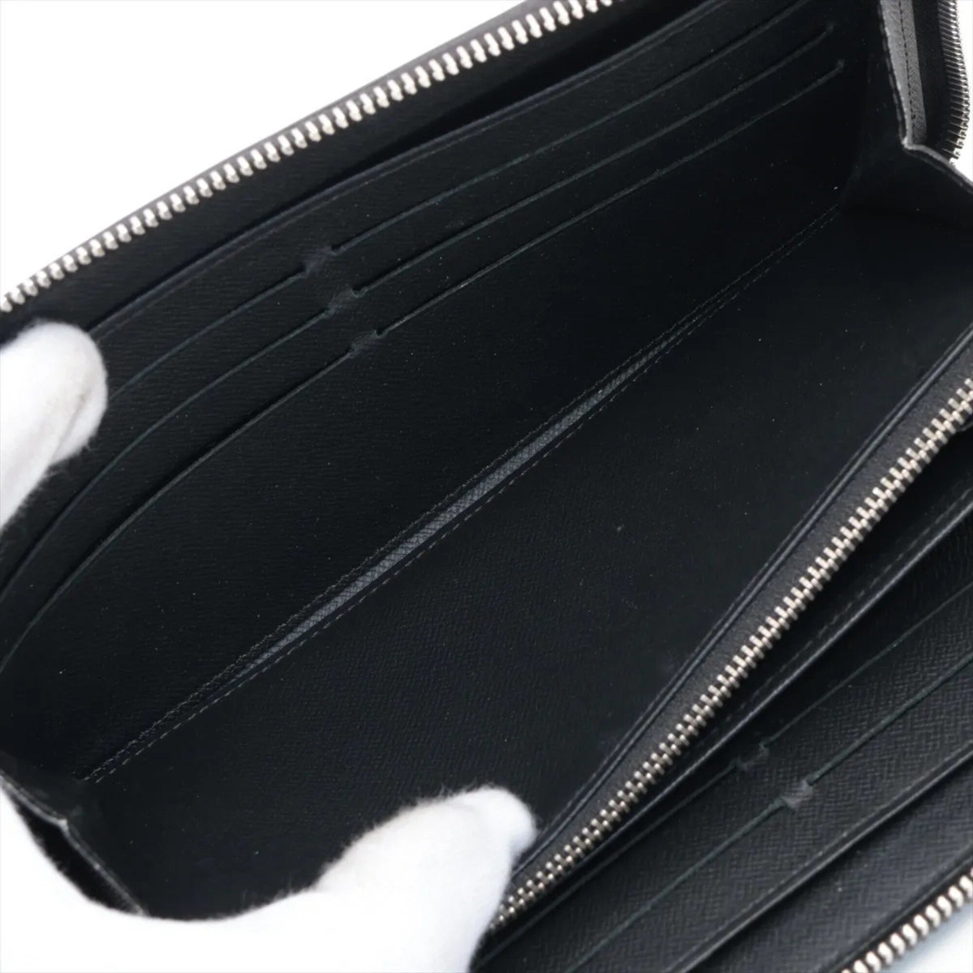 Louis Vuitton Noir Leather Long Wallet (Bi-Fold) (Pre-Owned)
