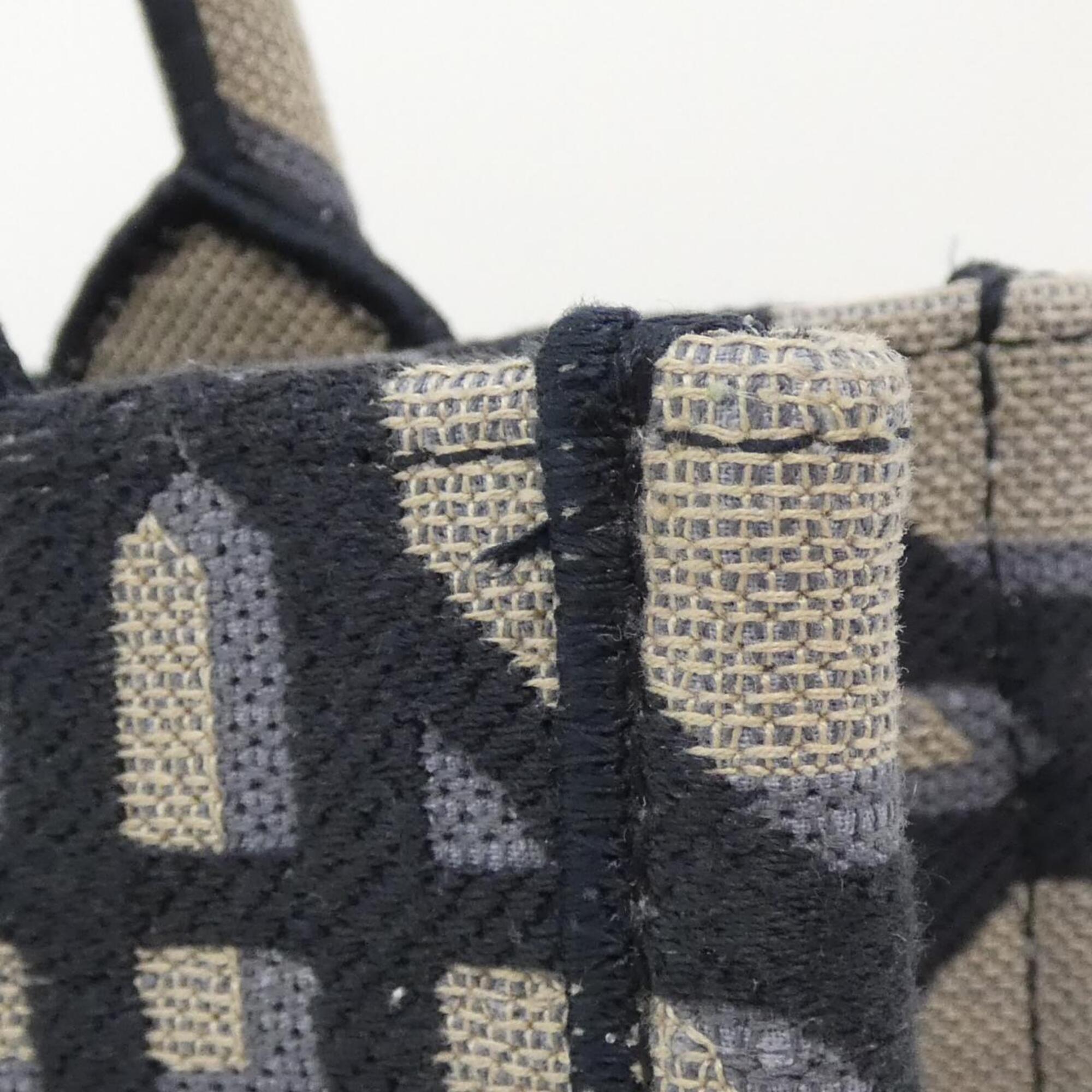 Christian Dior Blue Canvas Handbag (Pre-Owned)