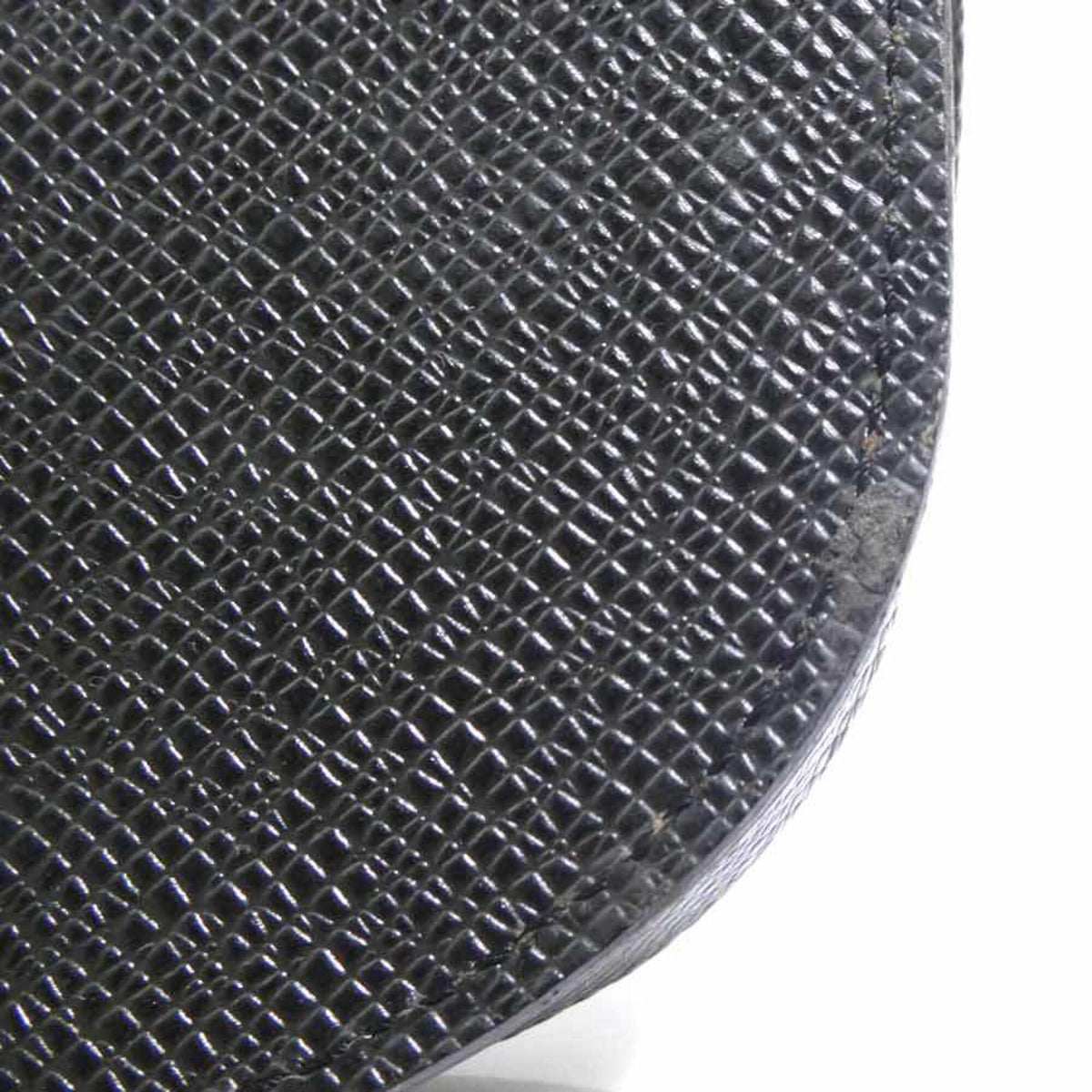 Louis Vuitton Black Taiga Leather Coin Purse/Coin Case (Pre-Owned)