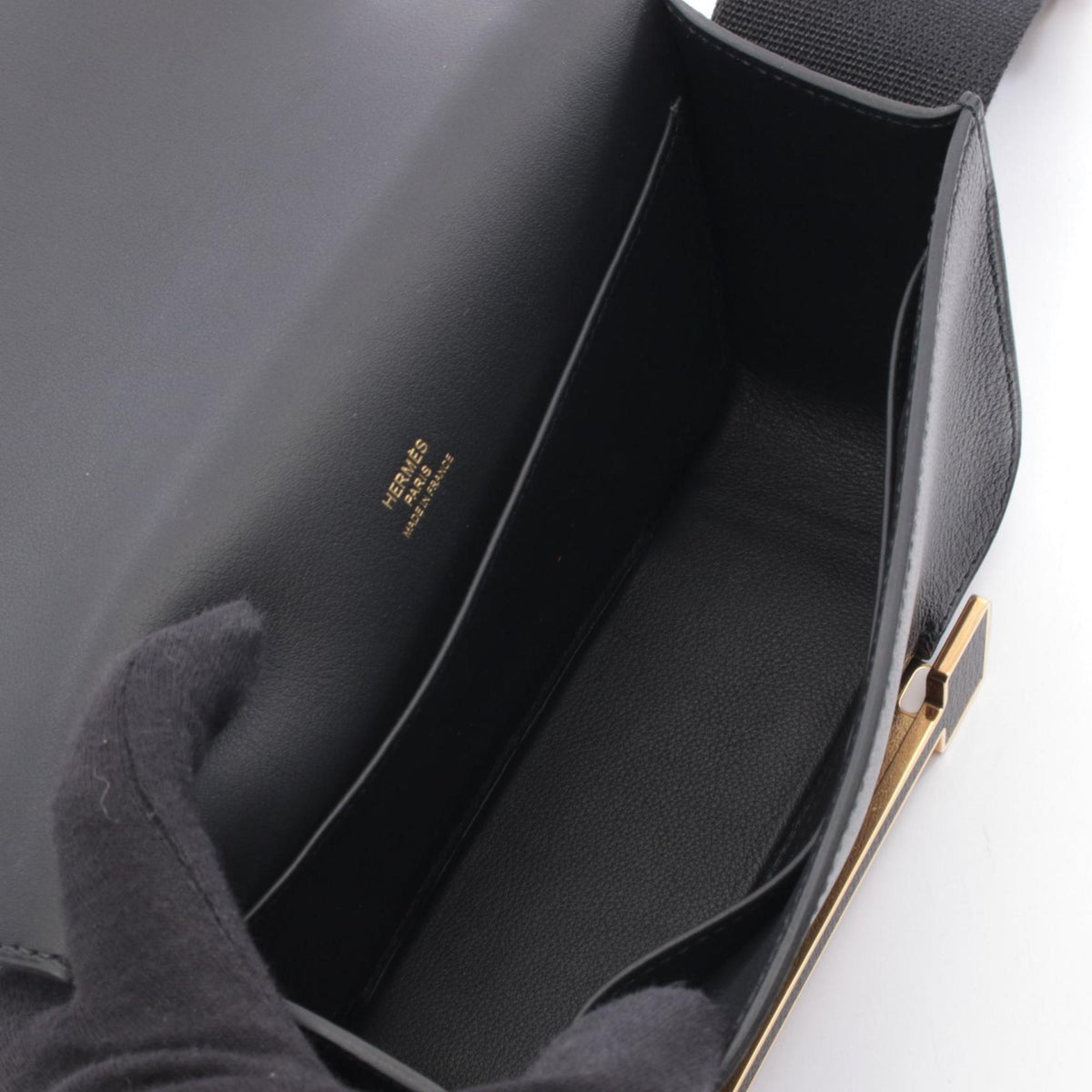 Hermes Black Chevre Leather Leather Handbag Shoulder Bag (Pre-Owned)