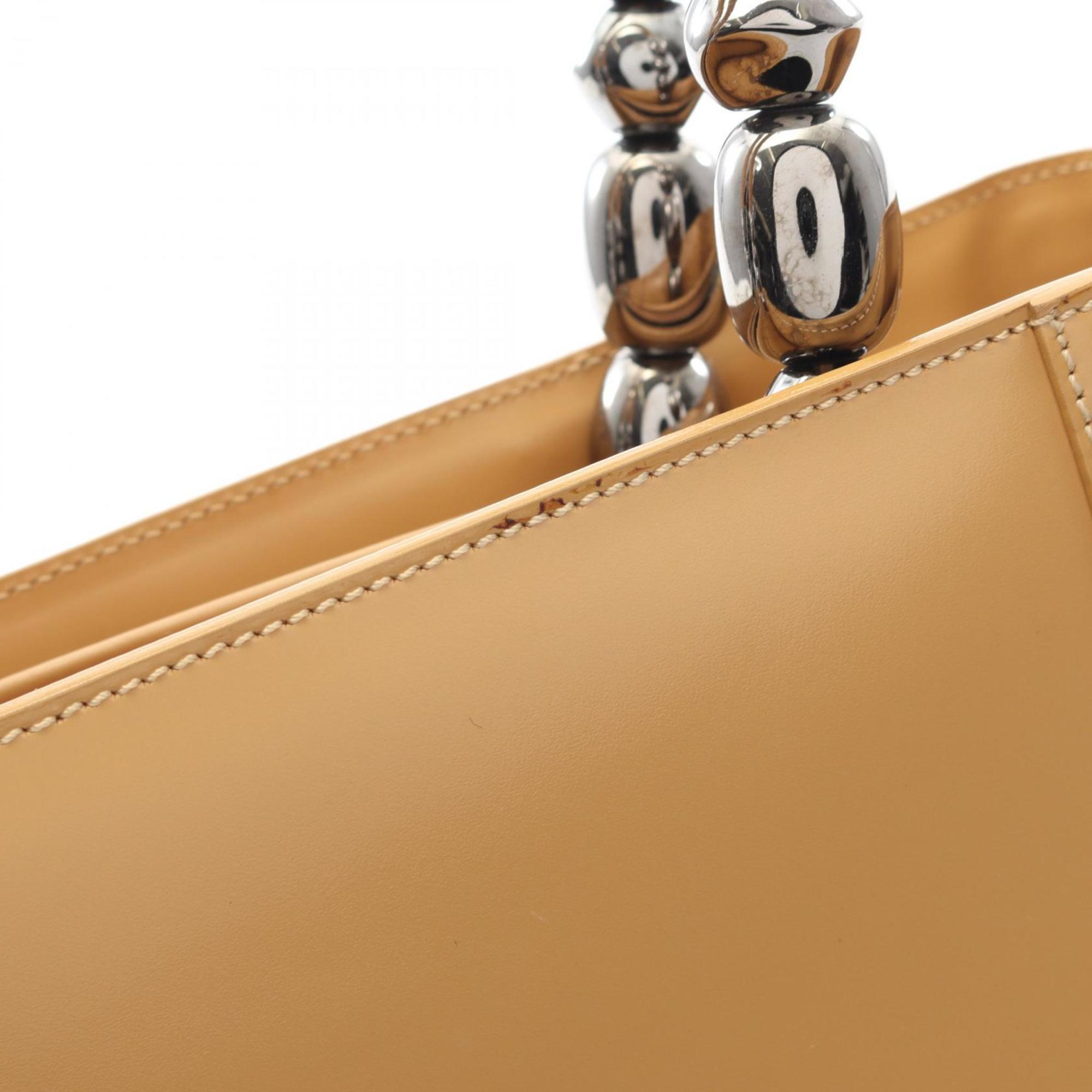 Christian Dior Beige Leather Handbag (Pre-Owned)