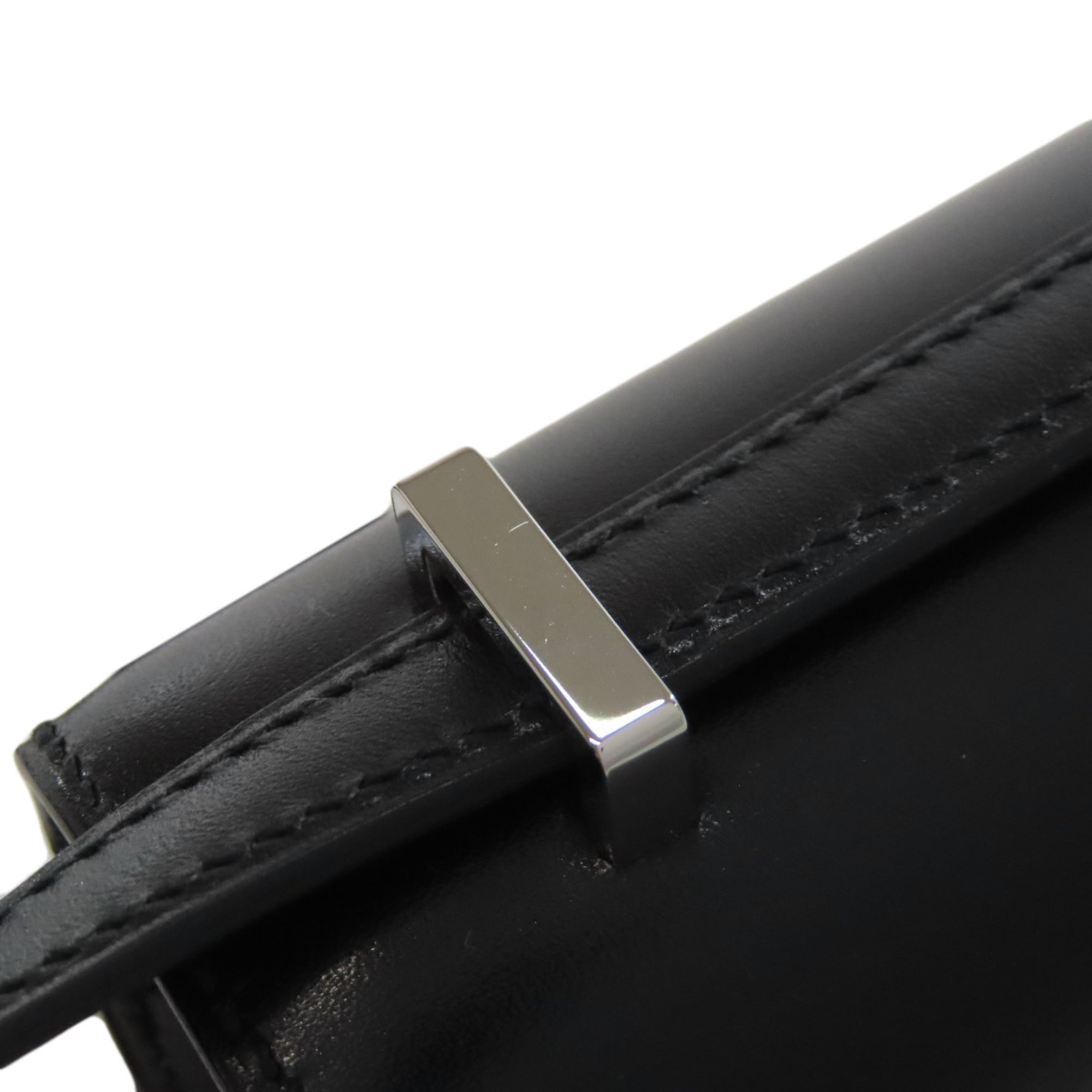 Hermes Black Leather Shoulder Bag (Pre-Owned)