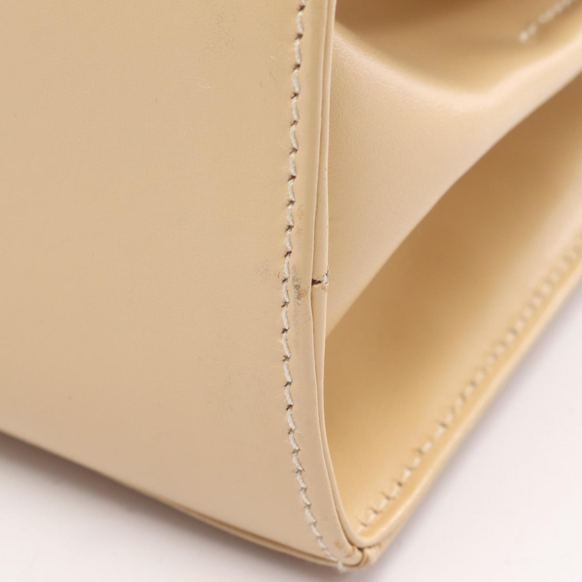 Salvatore Ferragamo Beige Leather Handbag (Pre-Owned)