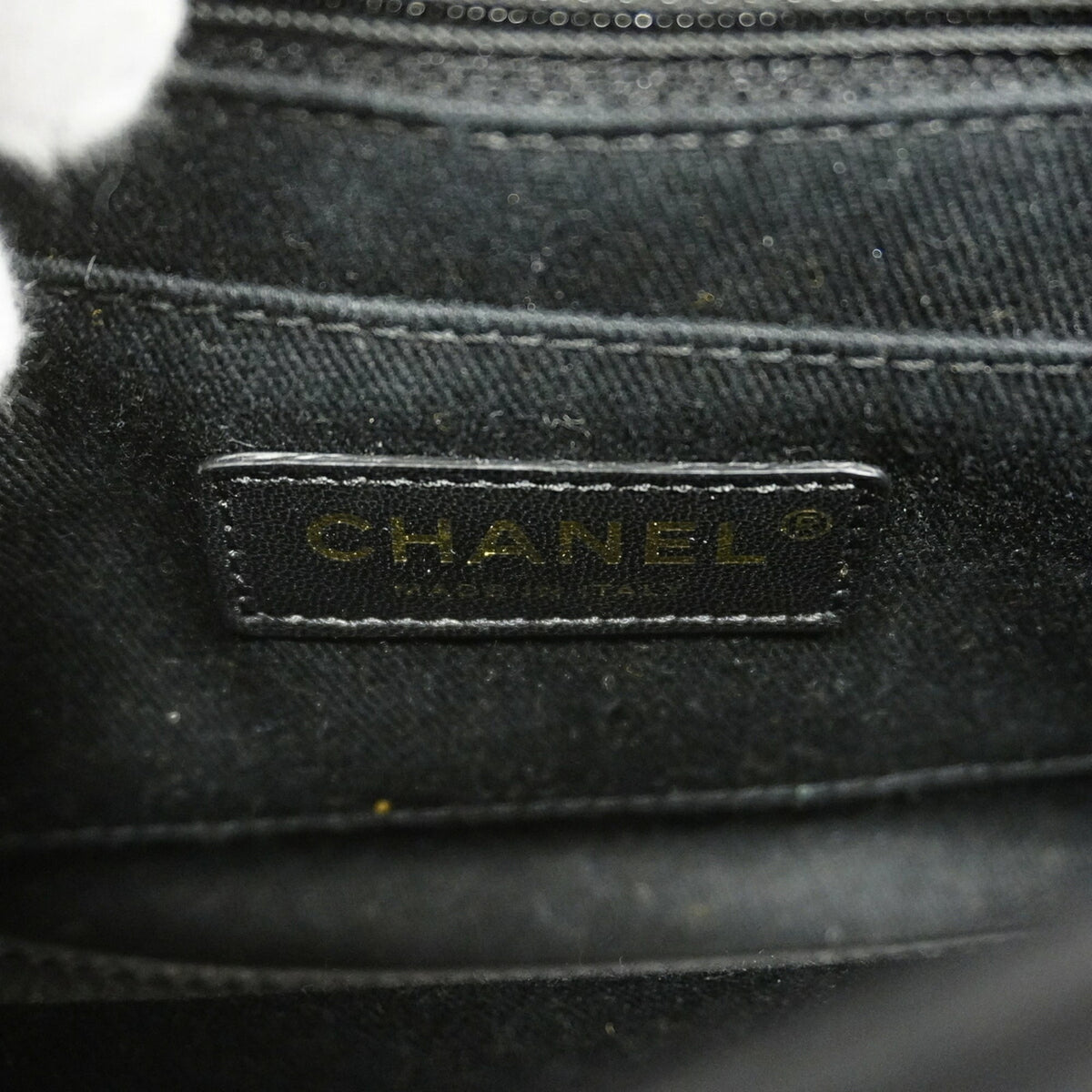 Chanel Beige Black Leather Handbag (Pre-Owned)