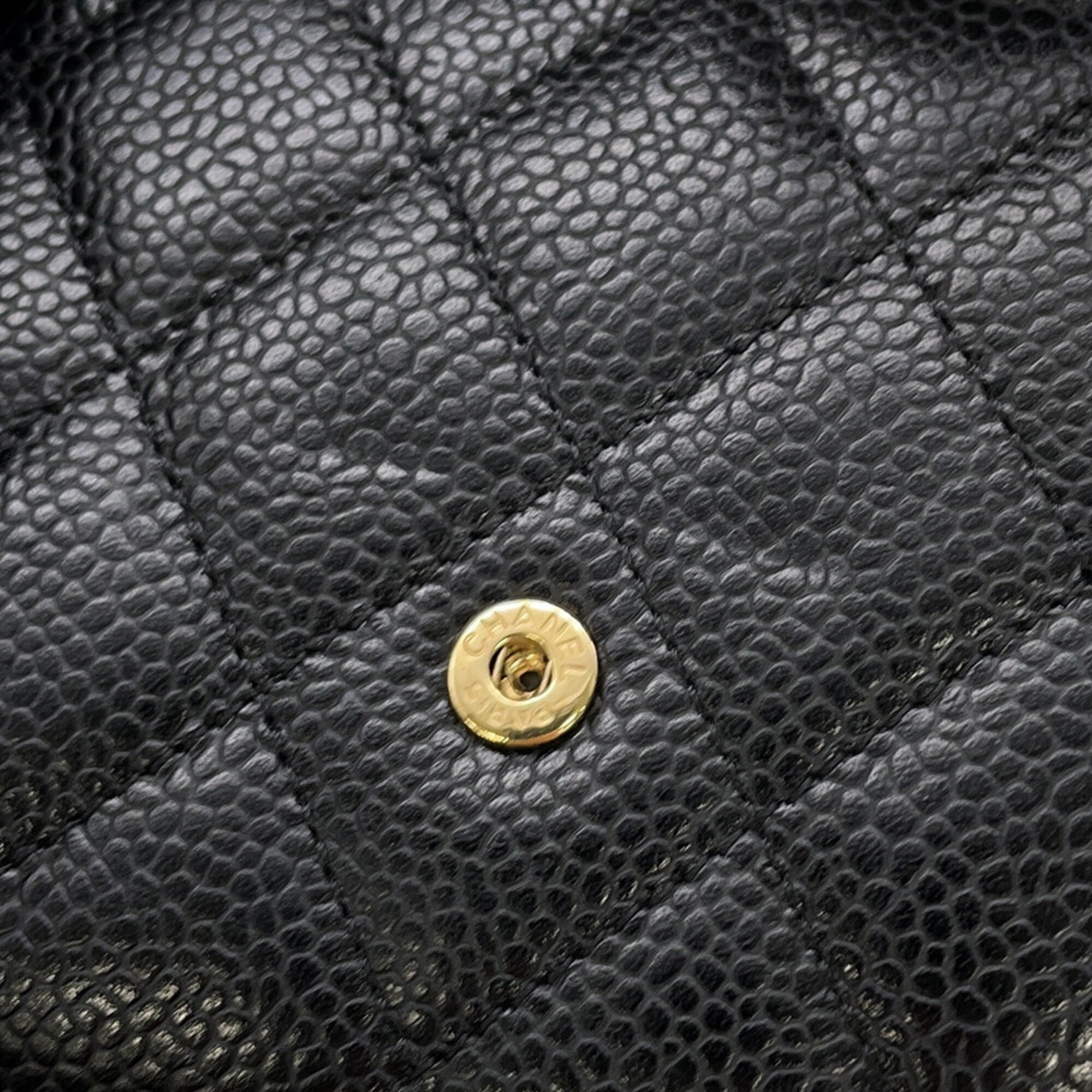 Chanel Black Grained Calfskin Wallet (Tri-Fold) (Pre-Owned)