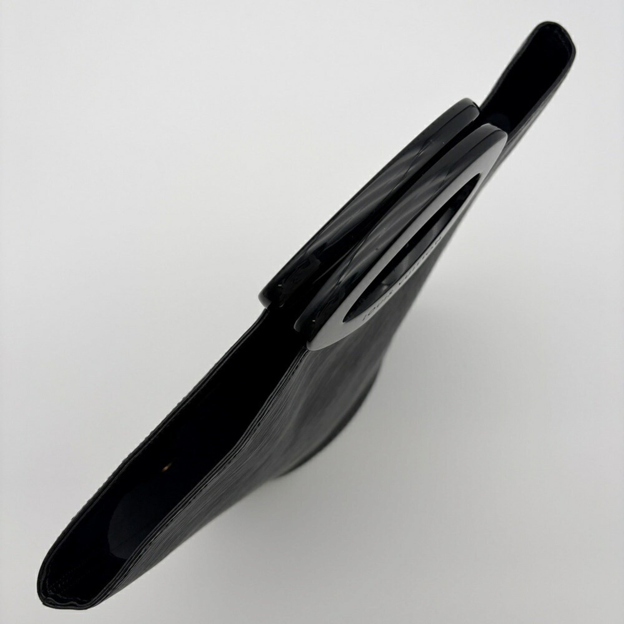Louis Vuitton Black Noir Leather (Pre-Owned)