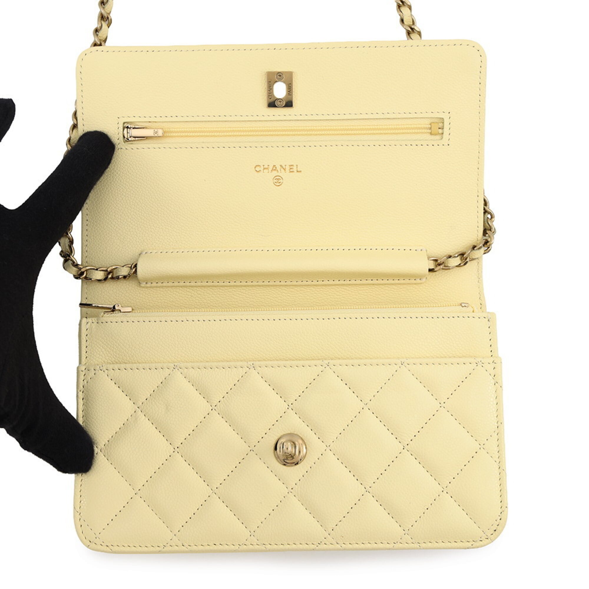 Chanel Yellow Grained Calfskin Handbag (Pre-Owned)