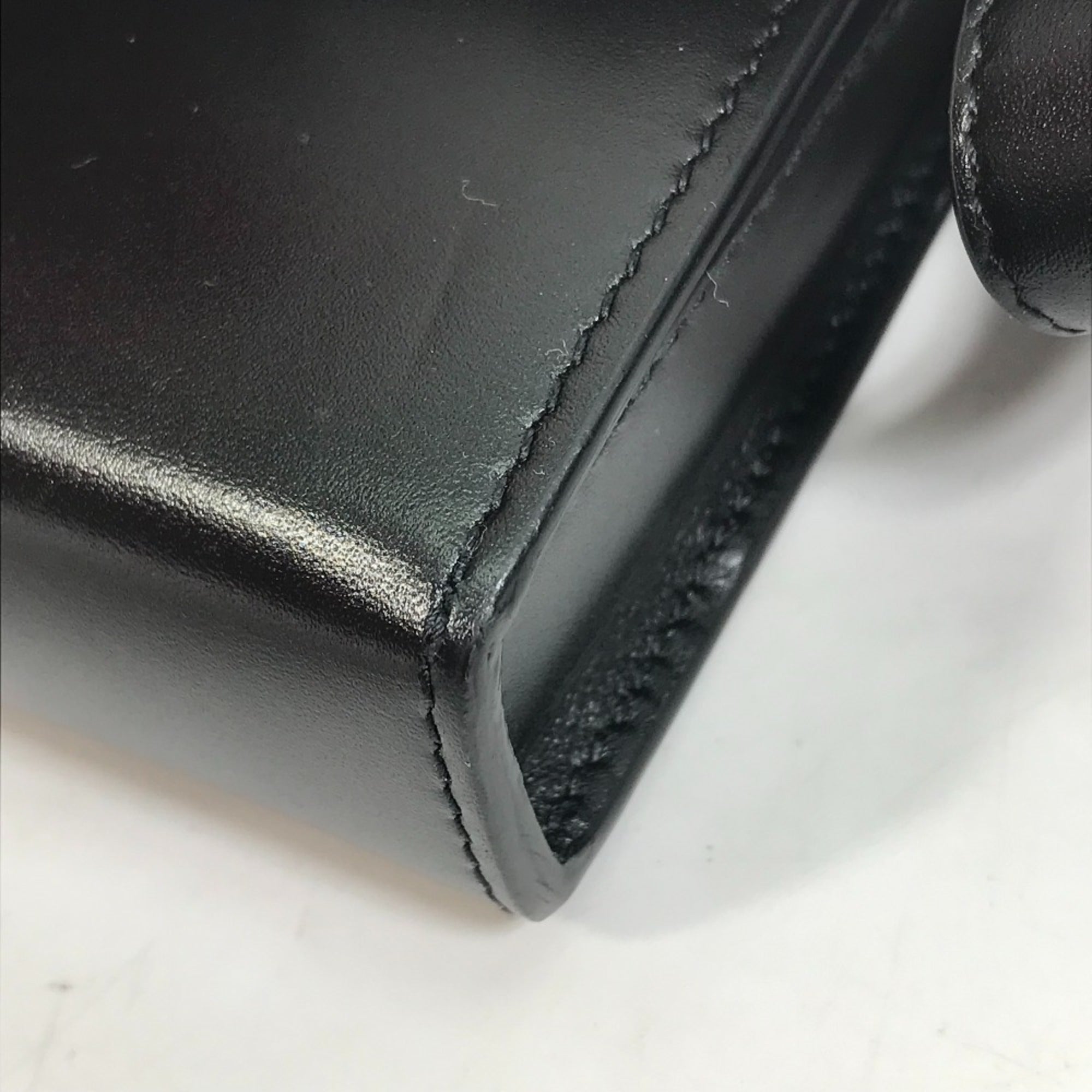 Christian Dior Black Leather Shoulder Bag (Pre-Owned)