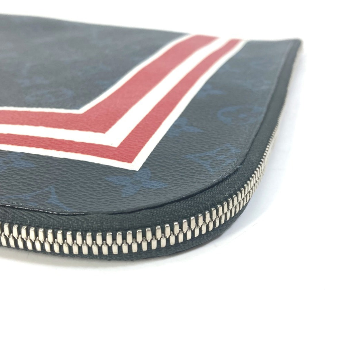 Louis Vuitton Monogram Cobalt Navy Red Color White Clutch Bag (Pre-Owned)