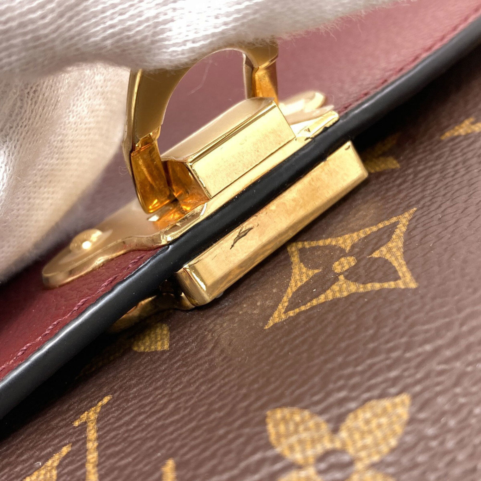 Louis Vuitton Bordeaux Monogram Monogram Canvas Shoulder Bag (Pre-Owned)