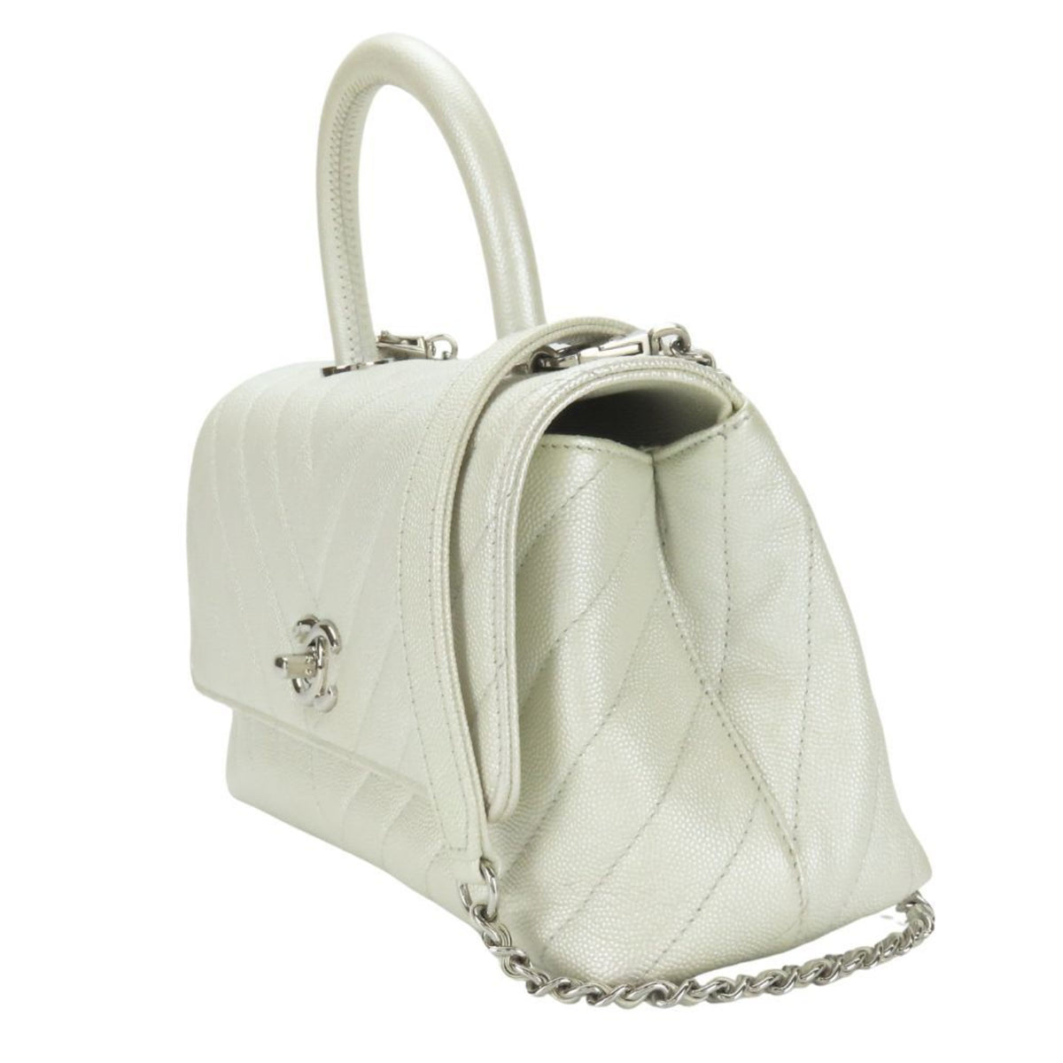 Chanel Pearl White Grained Calfskin Handbag (Pre-Owned)