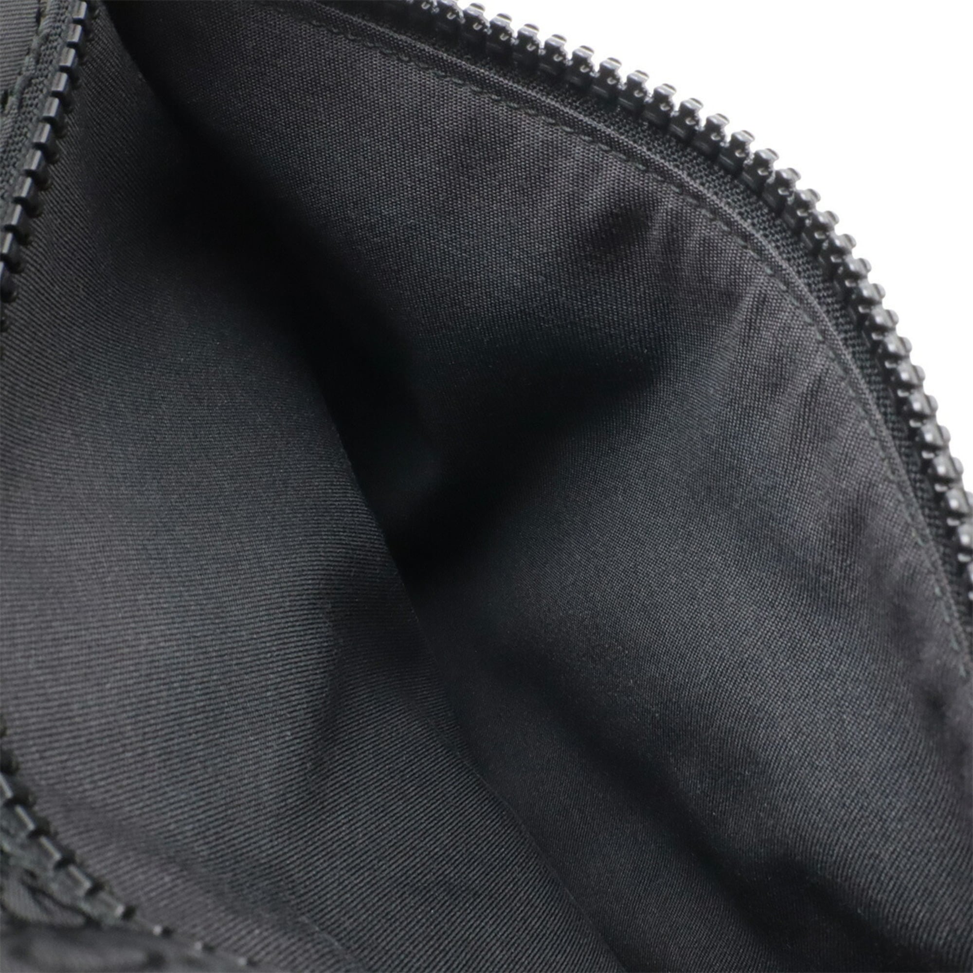 Gucci Black Gray Nylon Leather Shoulder Bag (Pre-Owned)