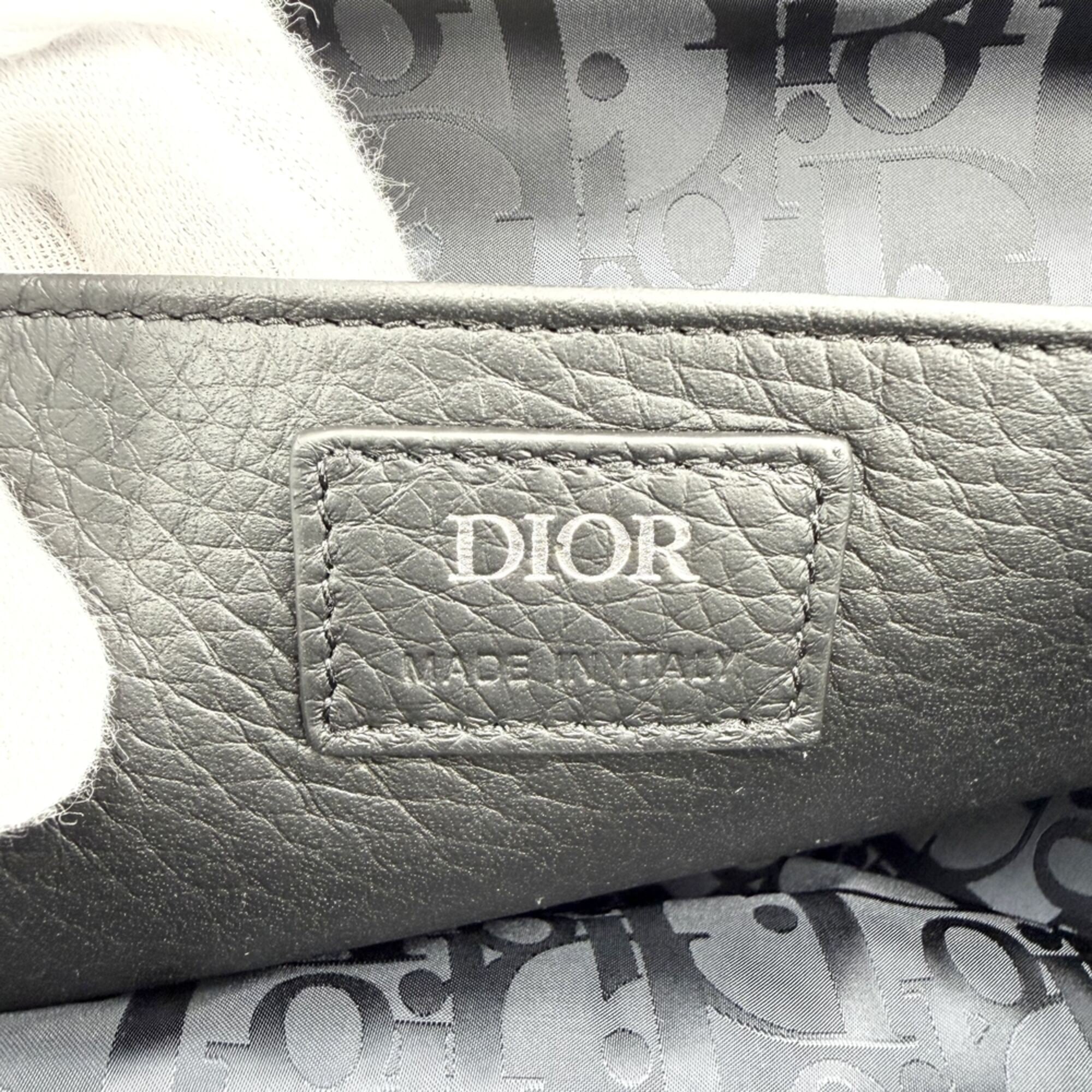 Christian Dior Black Leather Shoulder Bag (Pre-Owned)