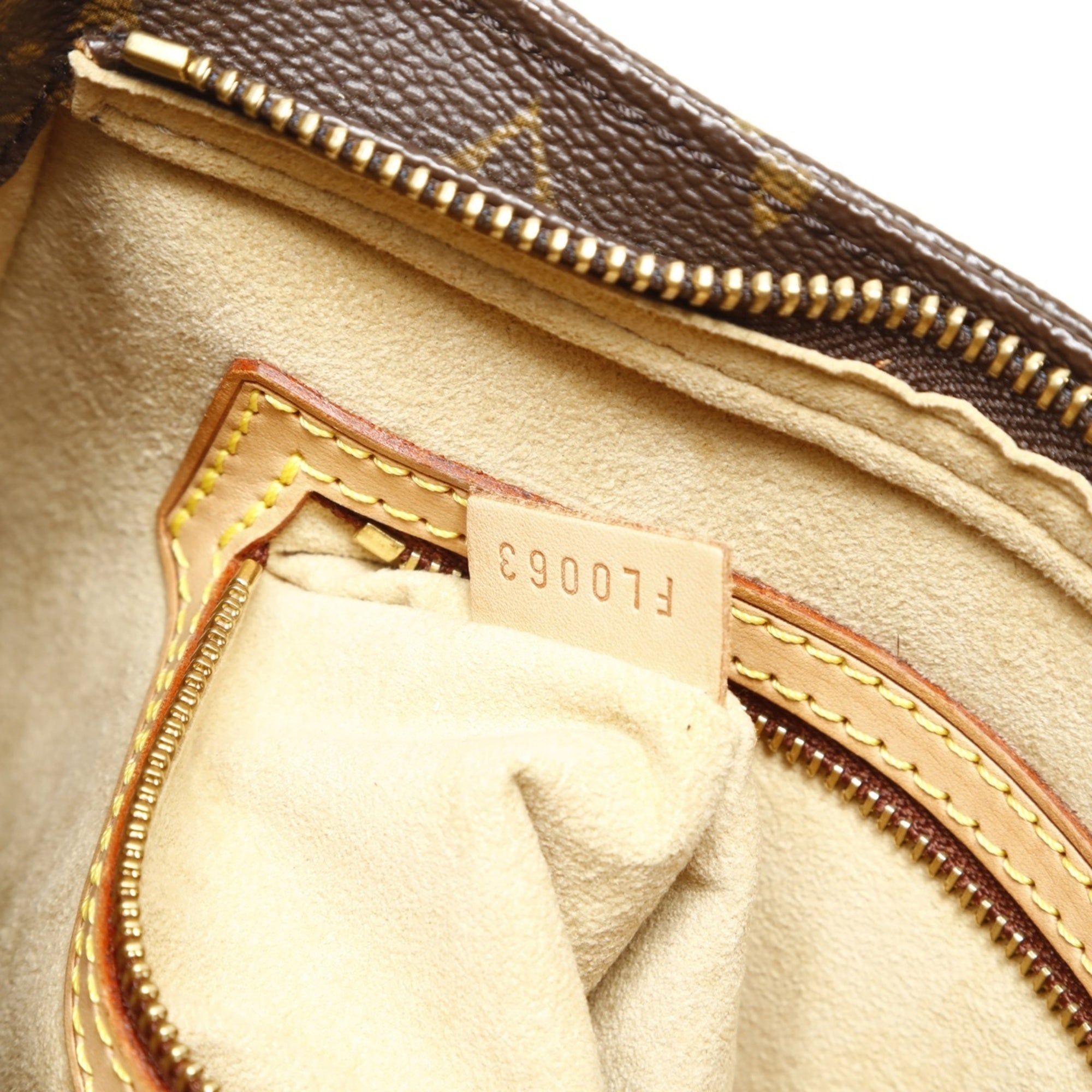 Louis Vuitton Monogram Brown Monogram Shoulder Bag (Pre-Owned)
