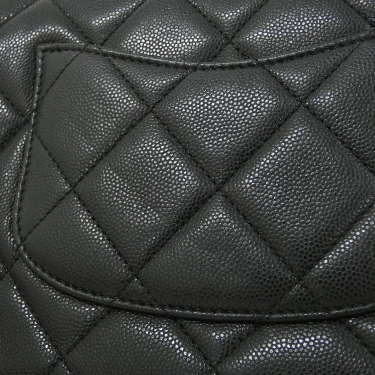 Chanel Black Grained Calfskin Shoulder Bag (Pre-Owned)