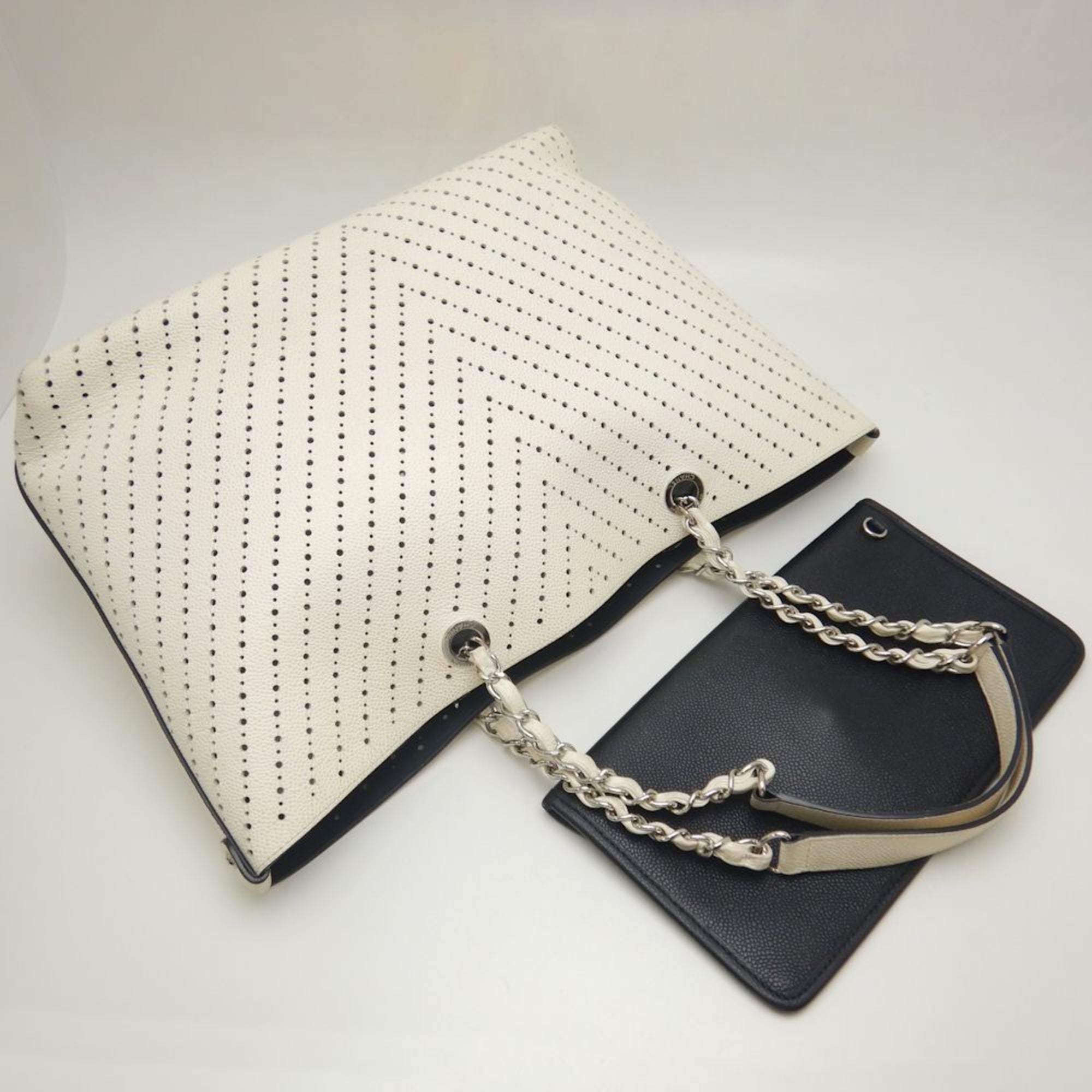 Chanel Gray Ivory Caviar Leather Pouch Tote Bag (Pre-Owned)
