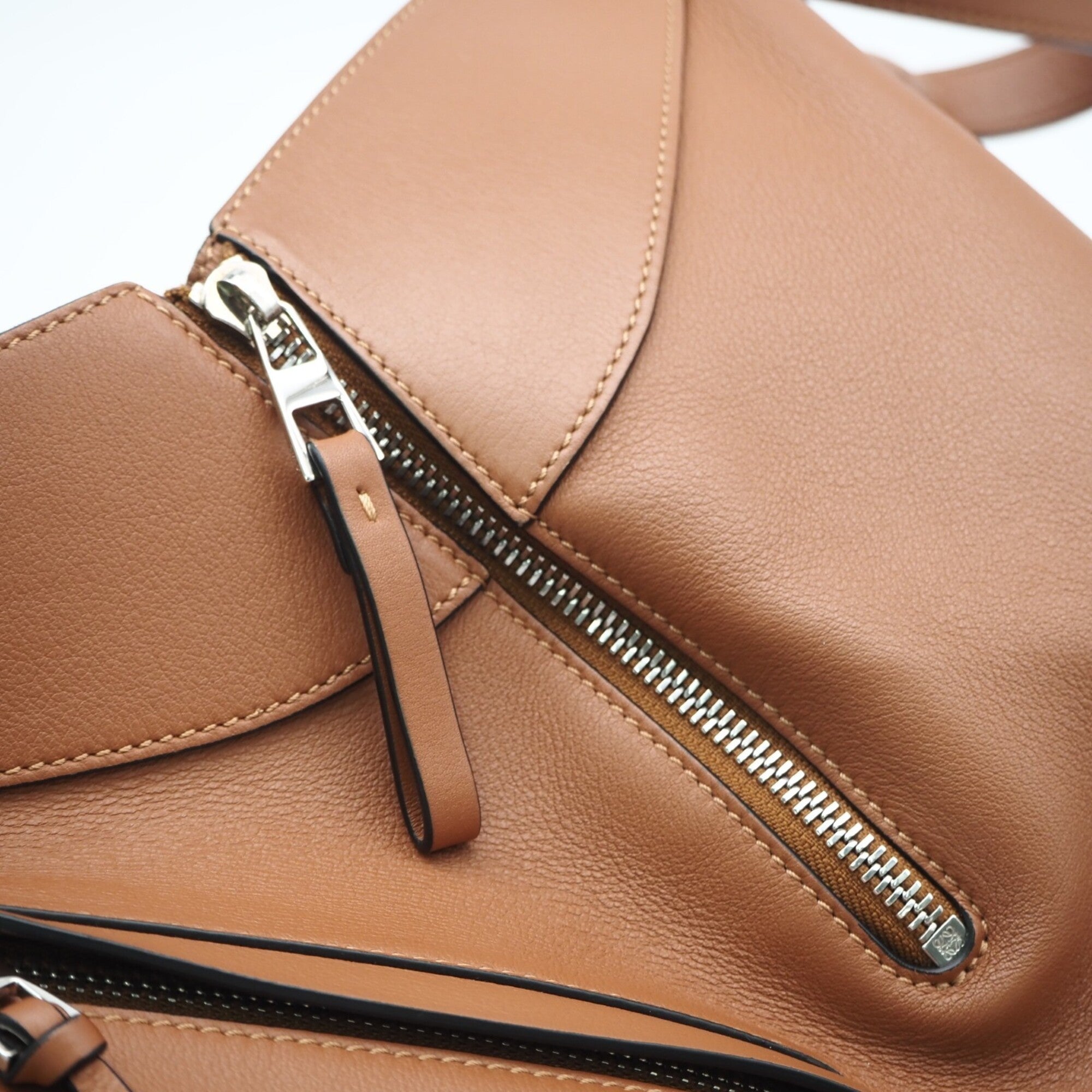 Loewe Hammock Brown Leather Handbag (Pre-Owned)