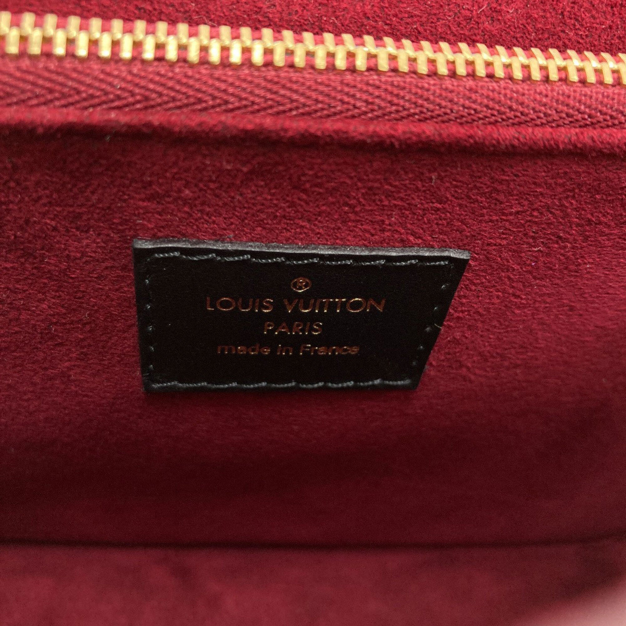Louis Vuitton Monogram Monogram Canvas Shoulder Bag (Pre-Owned)