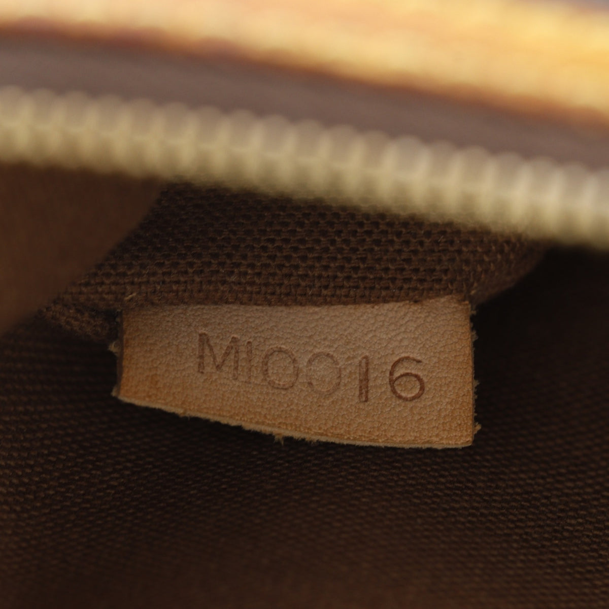 Louis Vuitton Brown Monogram Monogram Pochette Shoulder Bag (Pre-Owned)
