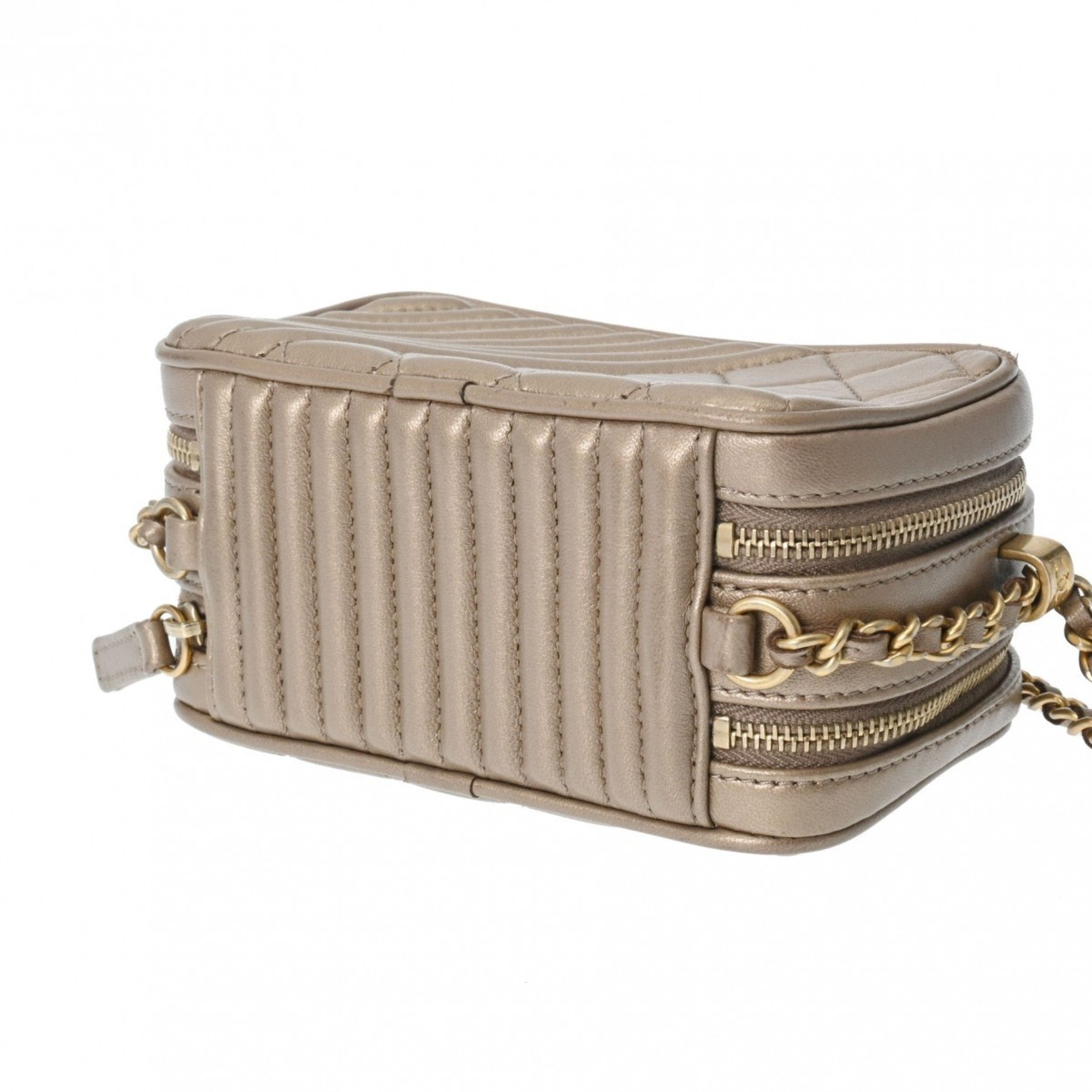 Chanel Bronze Leather Shoulder Bag (Pre-Owned)