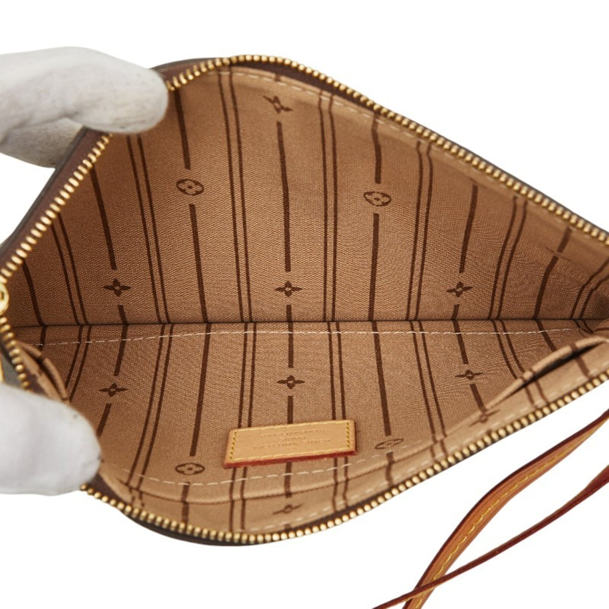 Louis Vuitton Brown Monogram Monogram Pvc Leather Handbag Pouch (Pre-Owned)