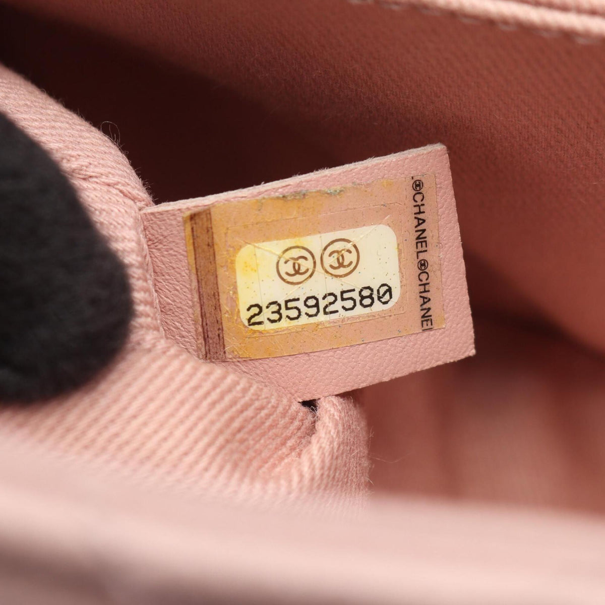 Chanel Matelasse Pink Grained Calfskin Handbag (Pre-Owned)