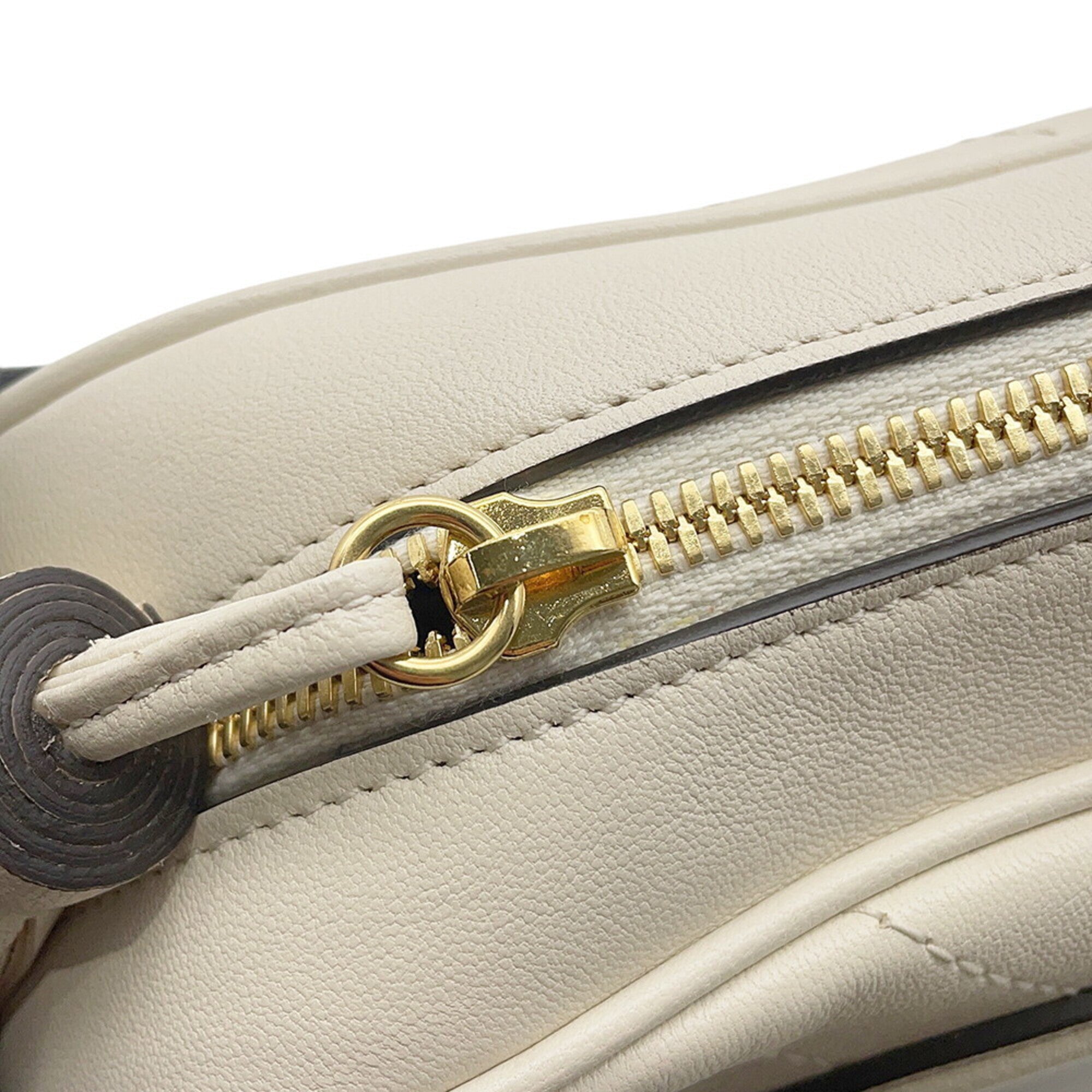 Gucci Ivory Leather Handbag Shoulder Bag (Pre-Owned)