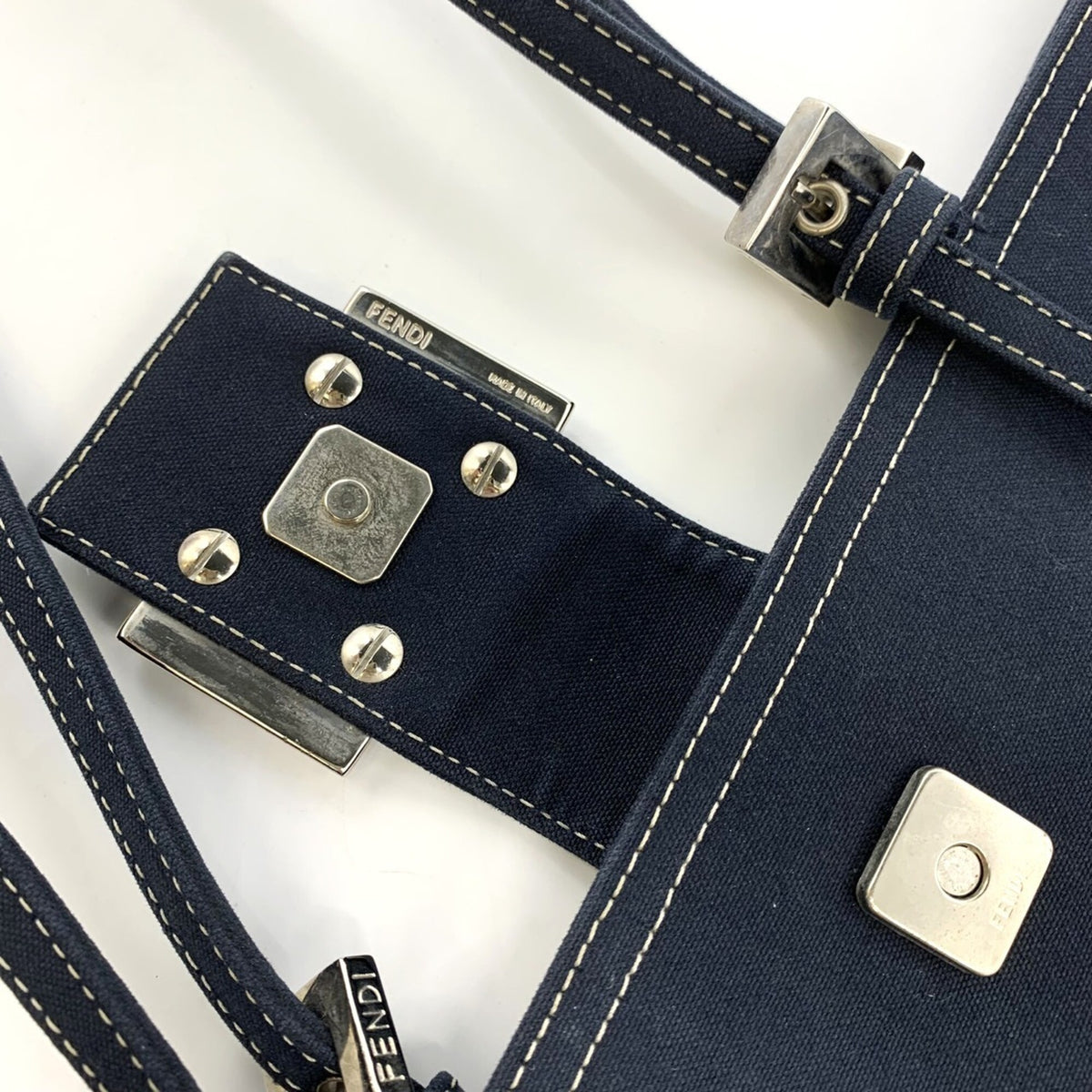 Fendi Navy Canvas Shoulder Bag Tote Bag (Pre-Owned)