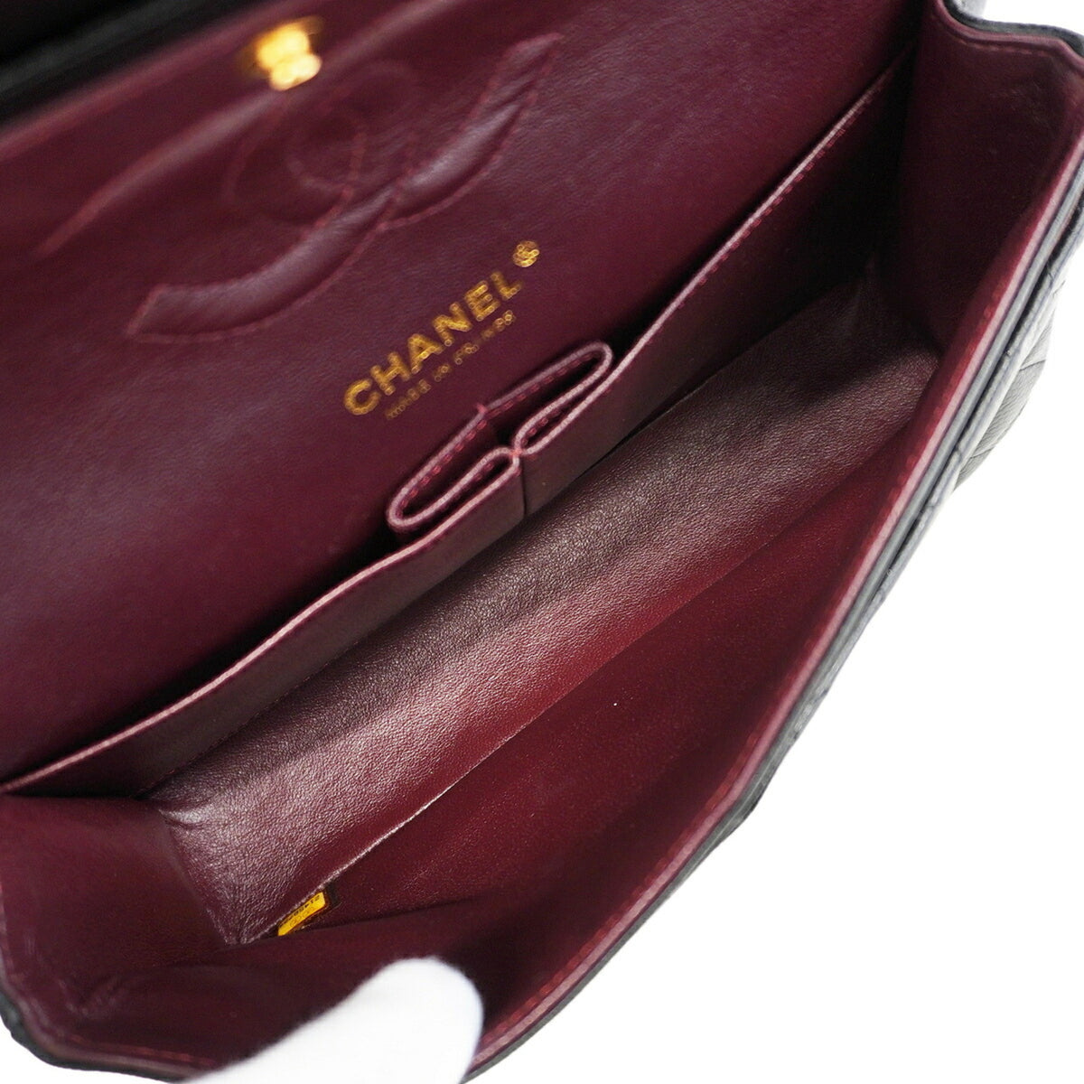 Chanel Black Grained Calfskin Shoulder Bag (Pre-Owned)