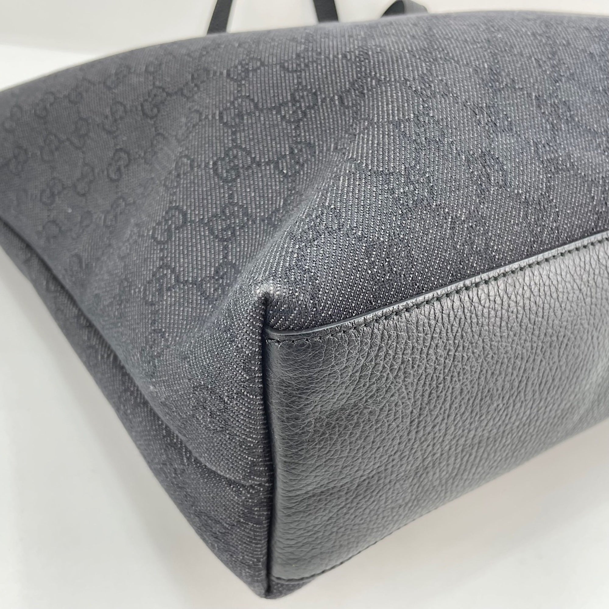 Gucci Black Tote Bag (Pre-Owned)