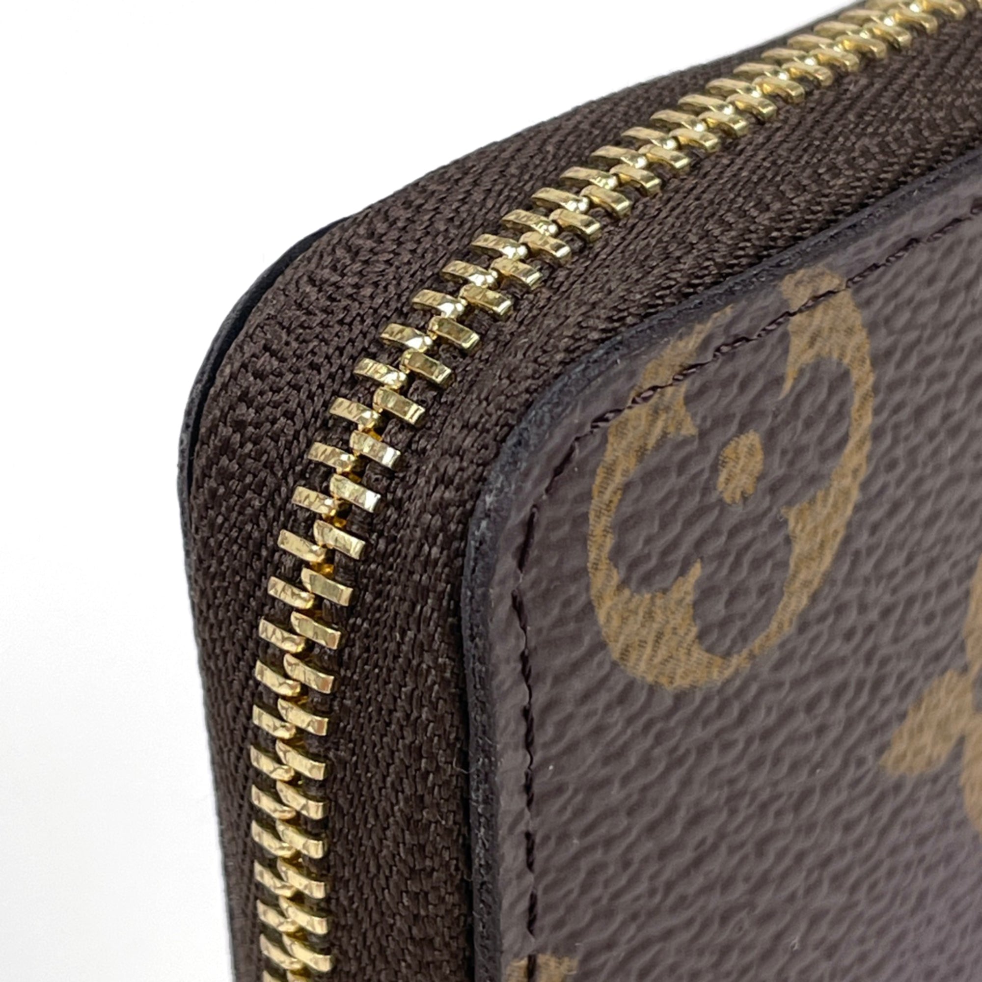 Louis Vuitton Brown Monogram Coin Purse/Coin Case (Pre-Owned)