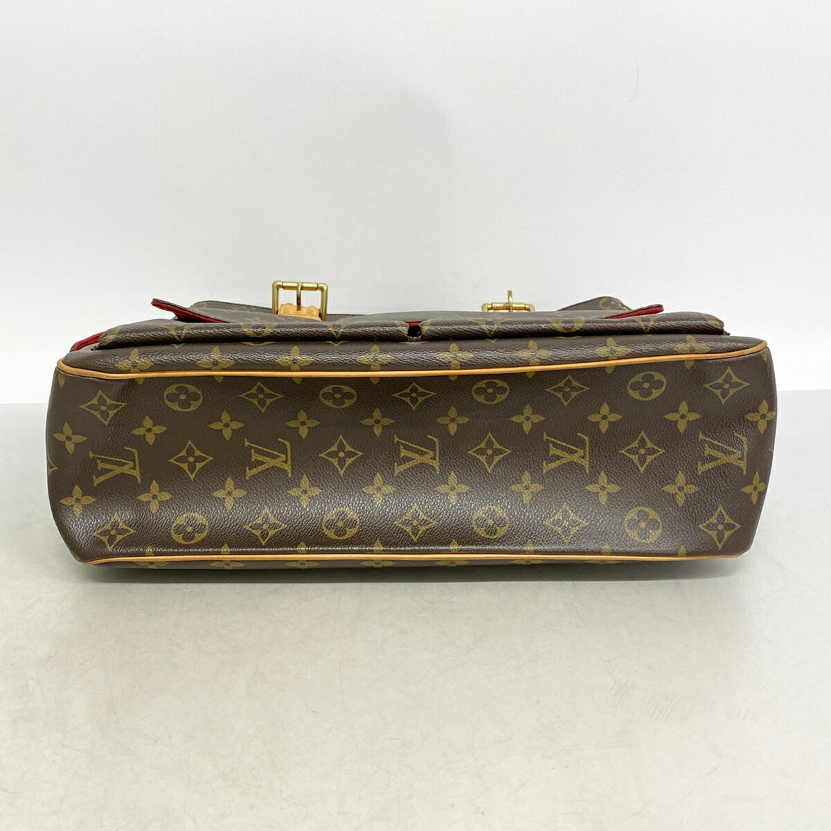 Louis Vuitton Brown Shoulder Bag (Pre-Owned)