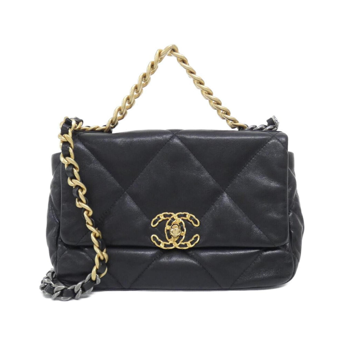 Chanel Black Leather Shoulder Bag (Pre-Owned)
