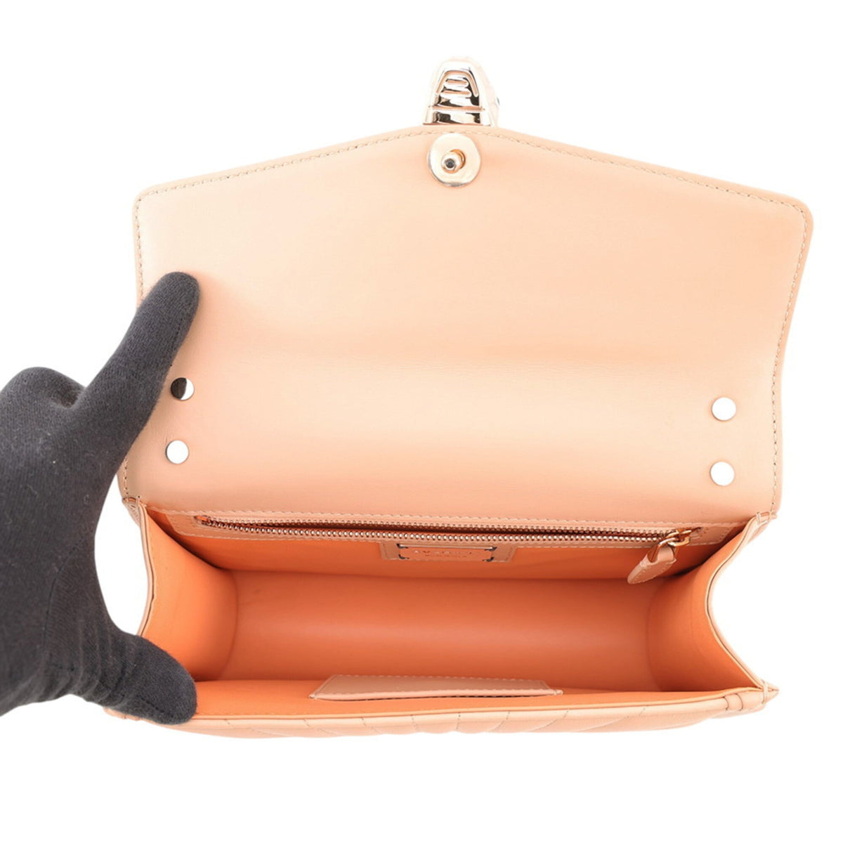 Bvlgari Beige Leather Handbag Shoulder Bag (Pre-Owned)
