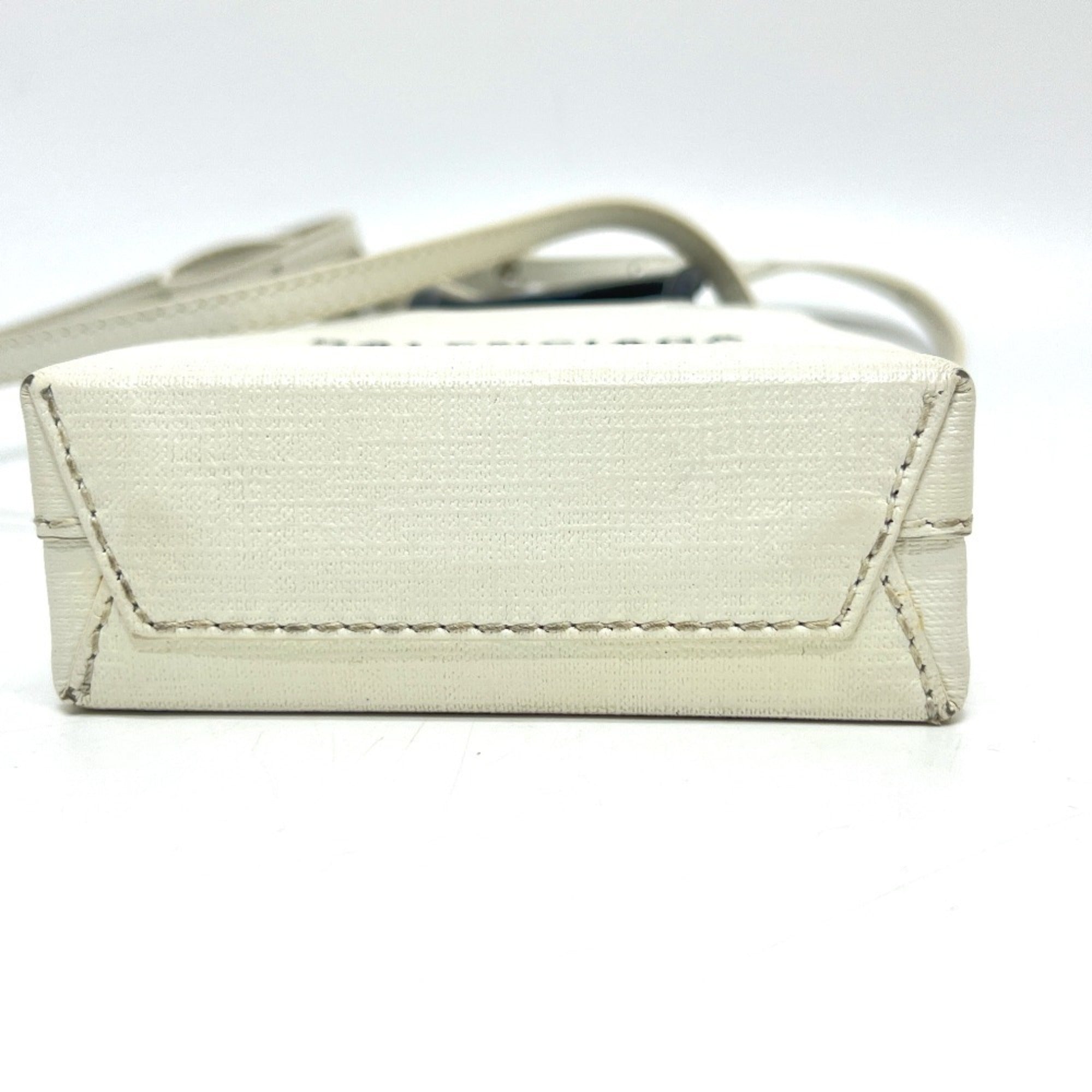 Balenciaga White Leather Tote Bag (Pre-Owned)