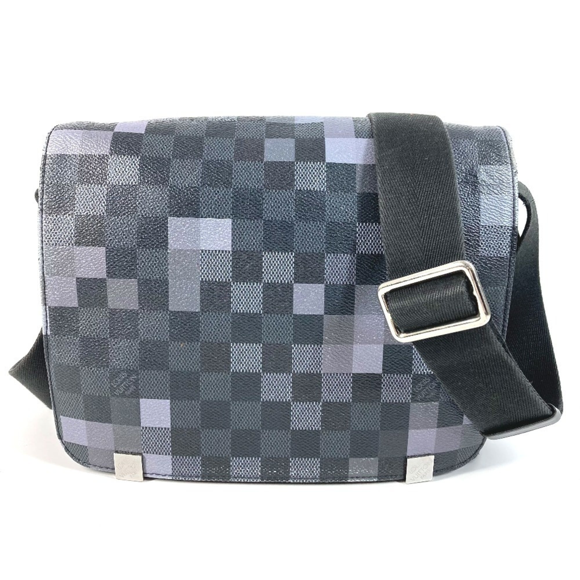 Louis Vuitton Black Damier Graphite Shoulder Bag (Pre-Owned)