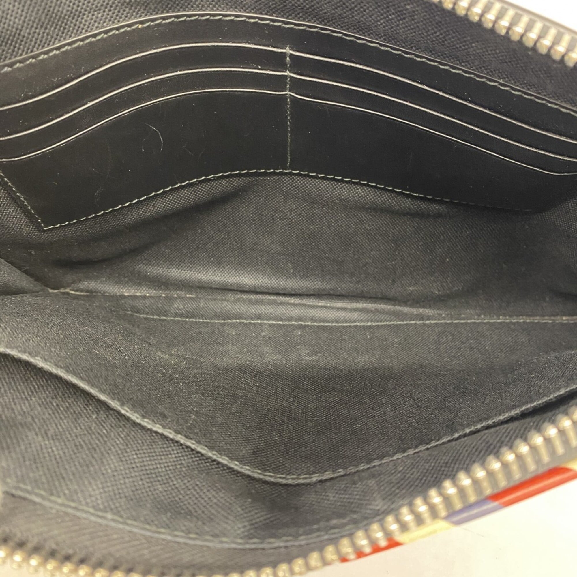 Gucci Black Pvc Clutch Bag (Pre-Owned)