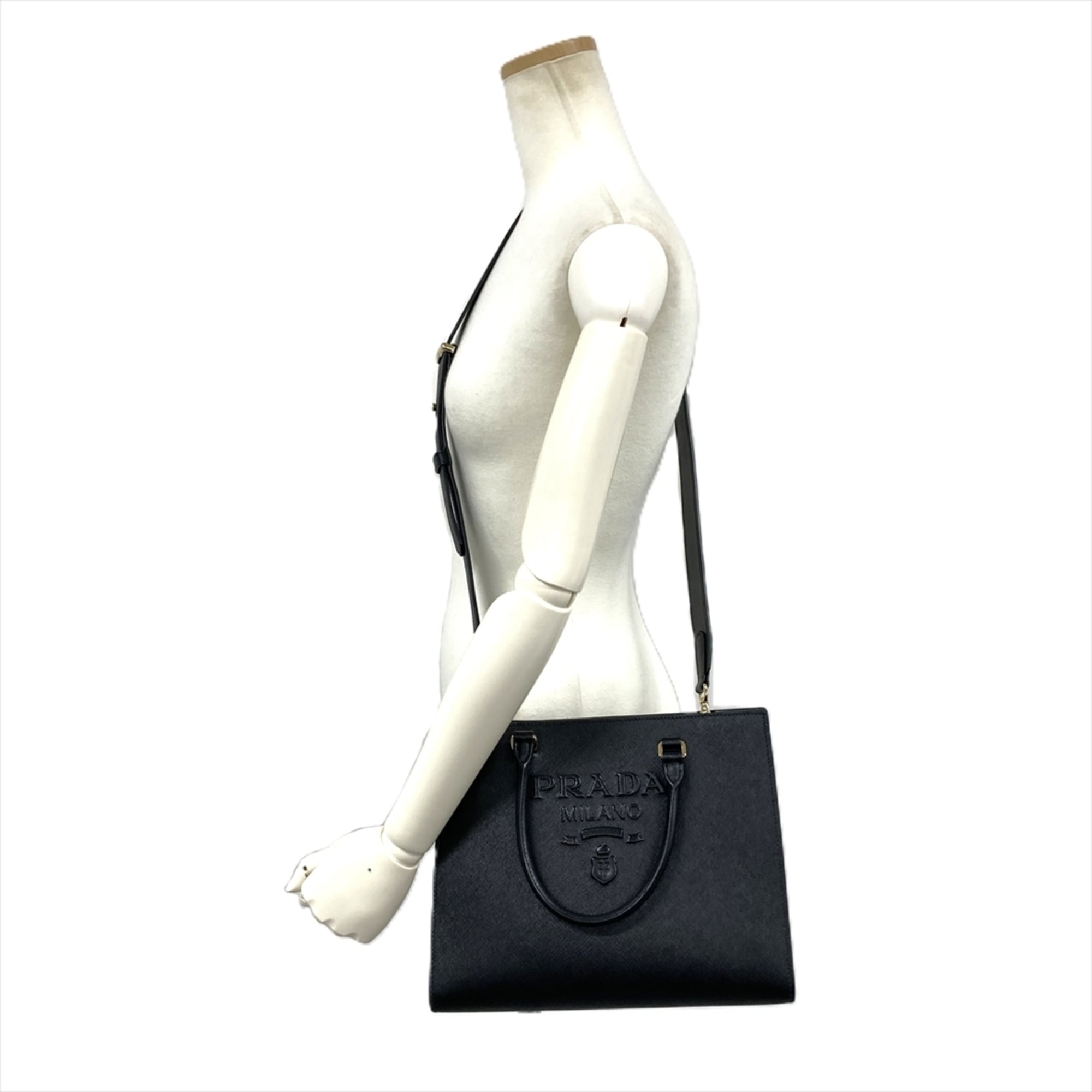 Prada Saffiano Black Saffiano Shoulder Bag (Pre-Owned)