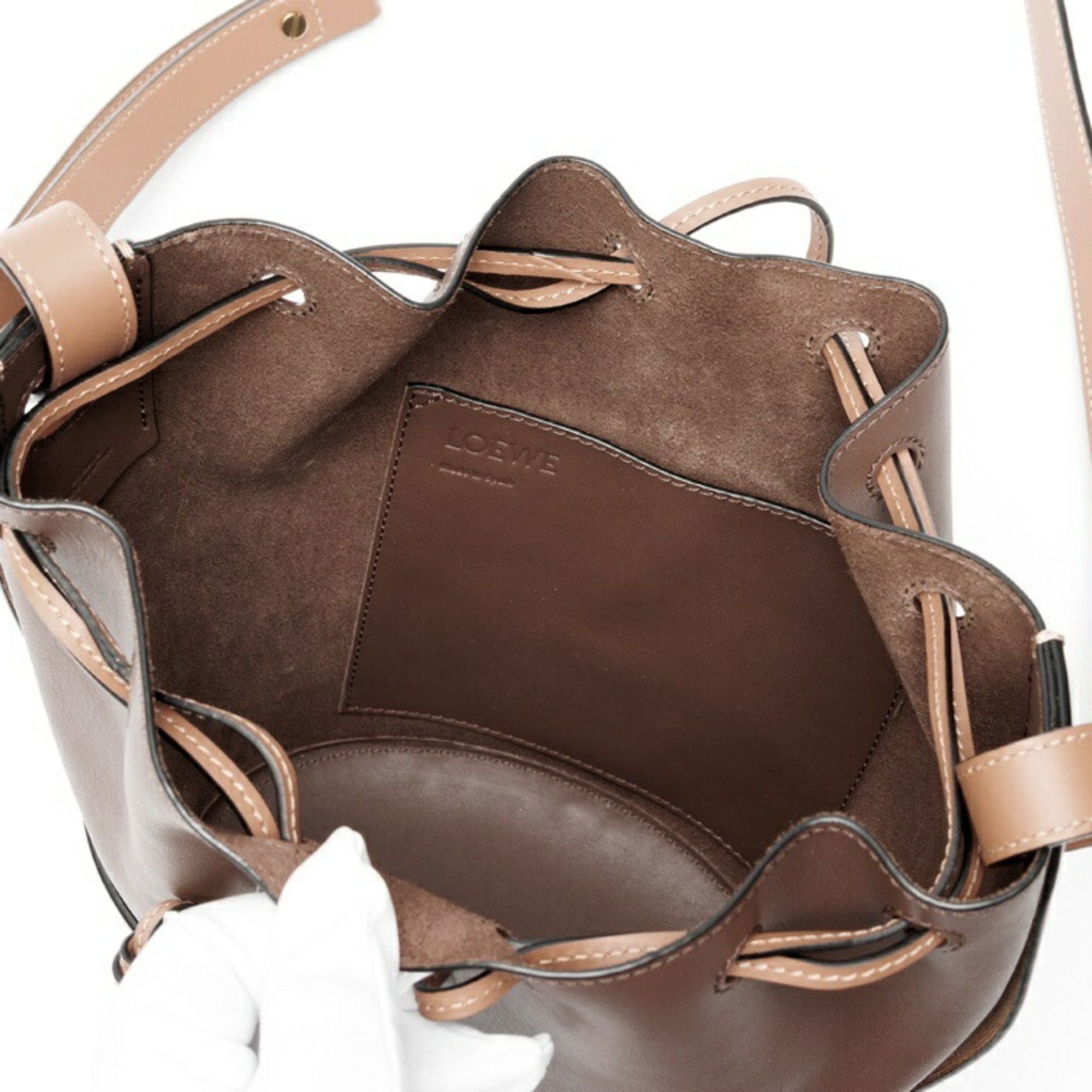 Loewe Brown Leather Shoulder Bag (Pre-Owned)