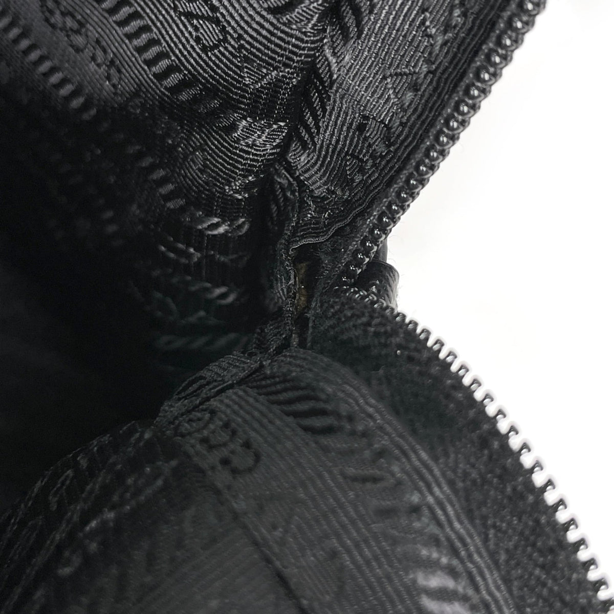 Prada Black Nylon Leather Shoulder Bag (Pre-Owned)
