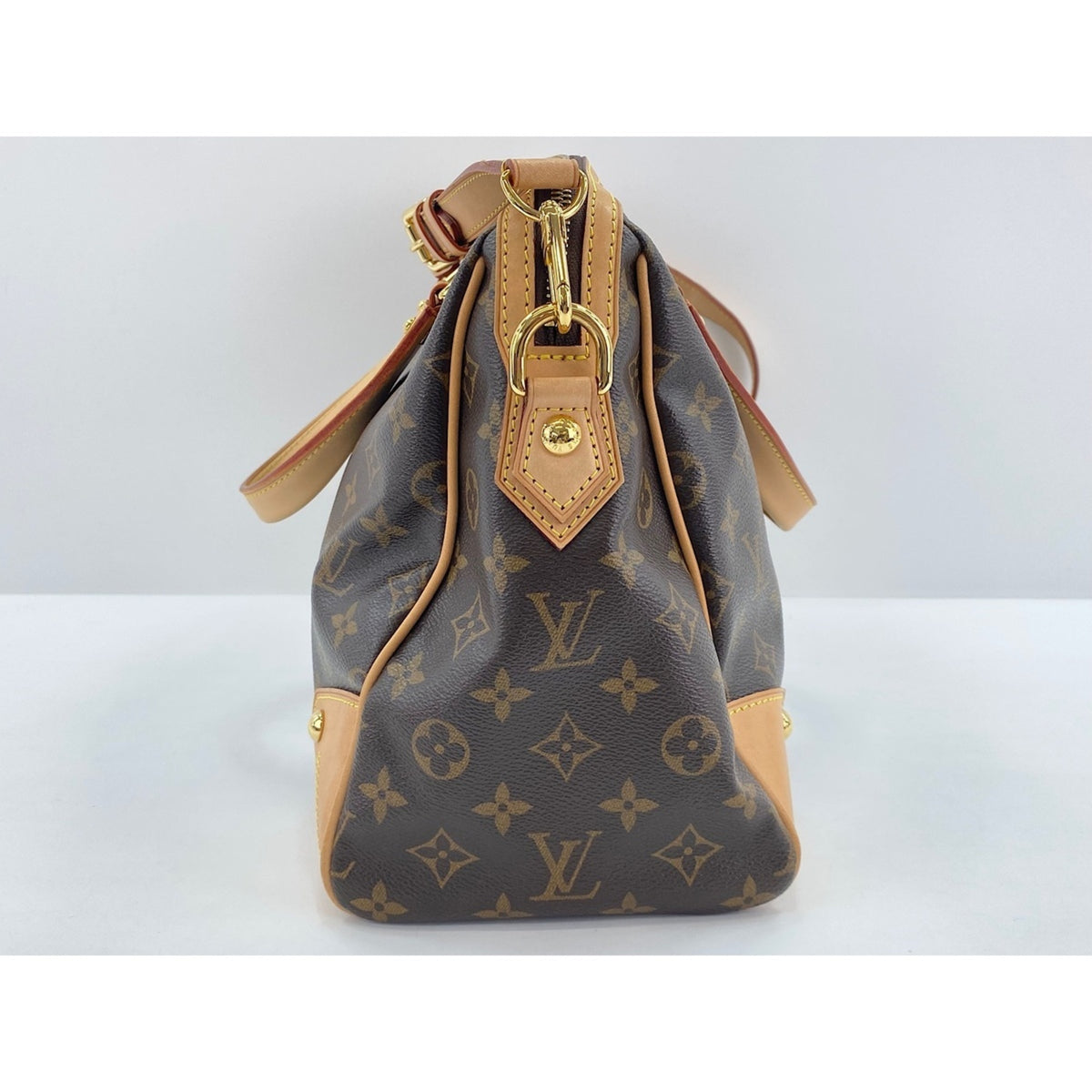 Louis Vuitton Brown Shoulder Bag (Pre-Owned)