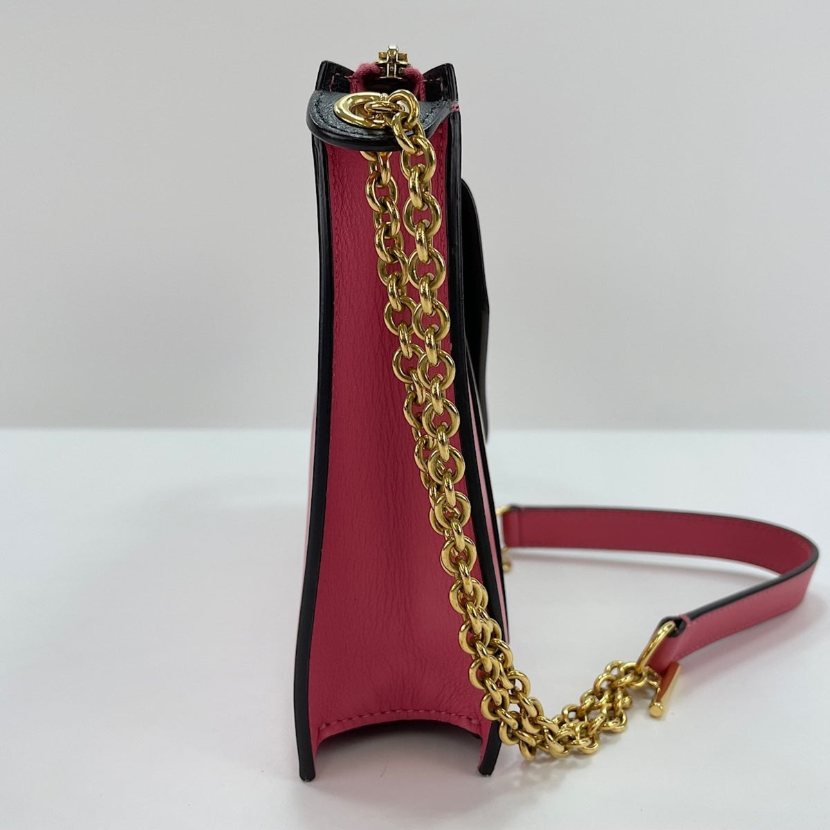 Celine Pink Shoulder Bag (Pre-Owned)