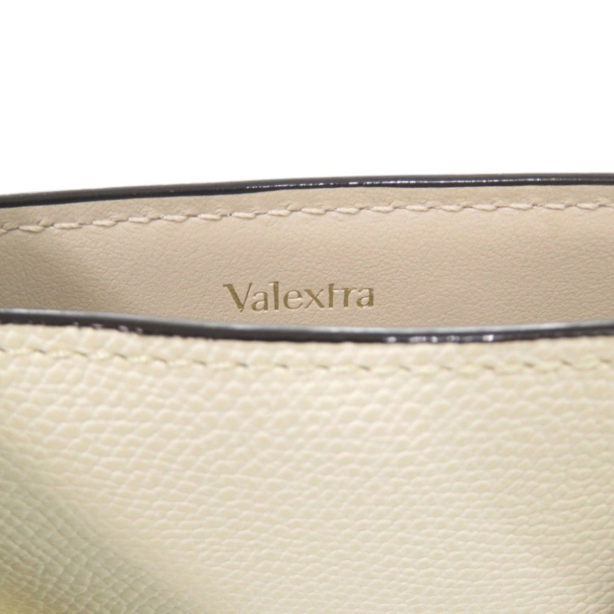 Valextra White Leather Shoulder Bag (Pre-Owned)