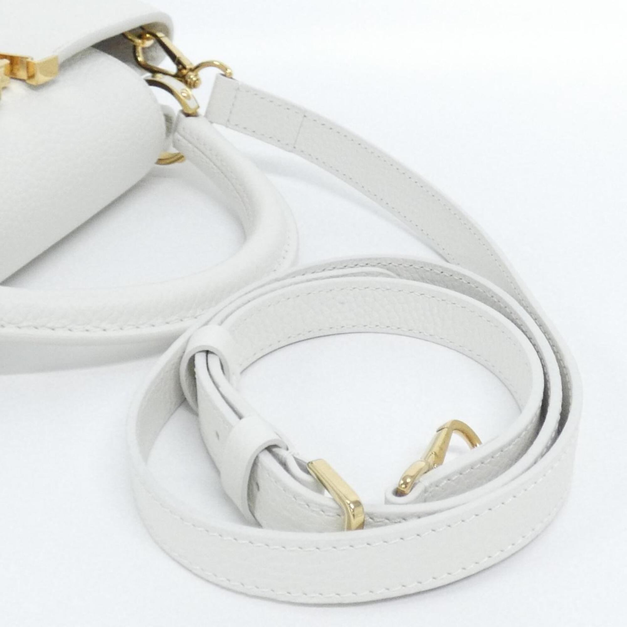 Louis Vuitton Blanc Handbag (Pre-Owned)
