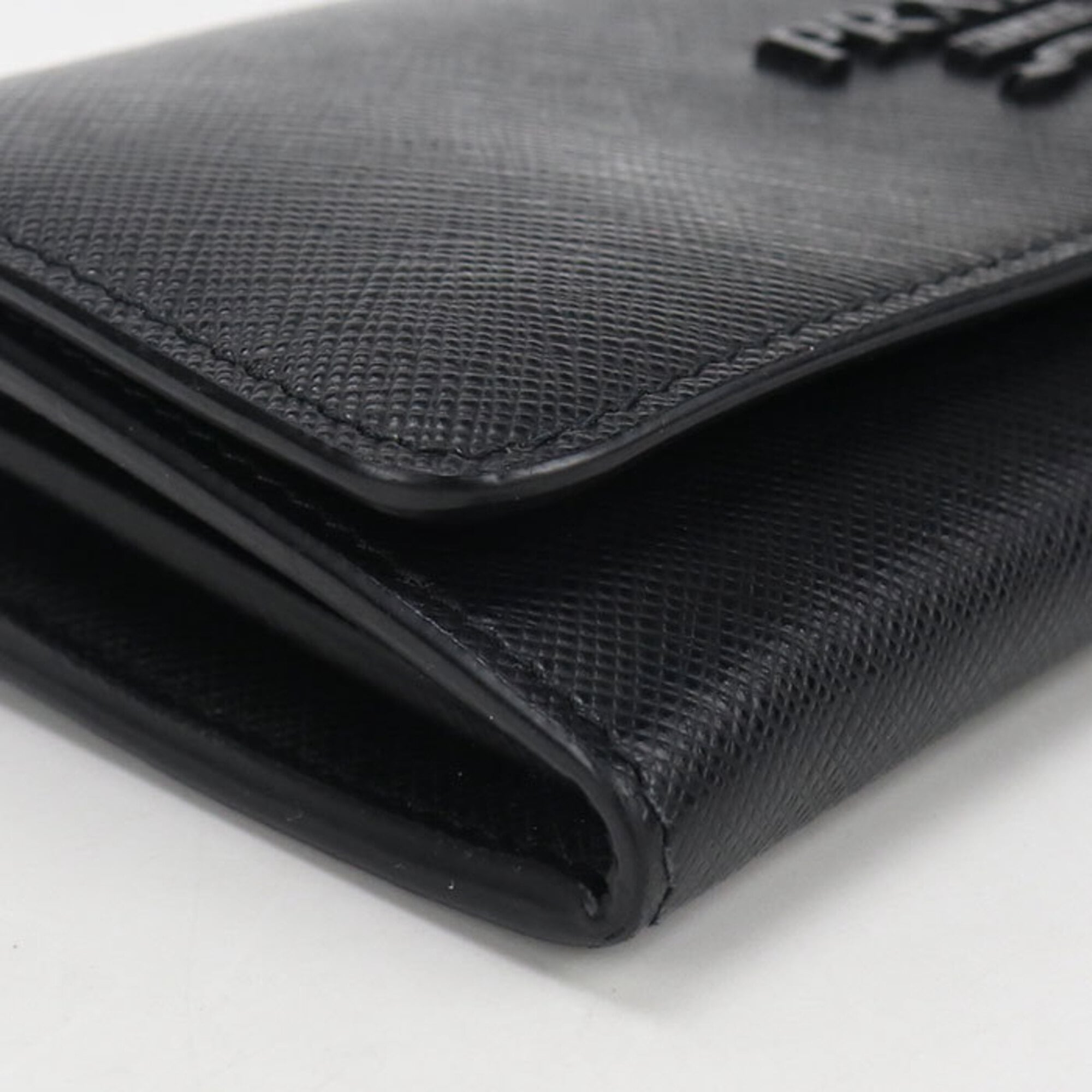 Prada Black Leather Long Wallet (Bi-Fold) (Pre-Owned)