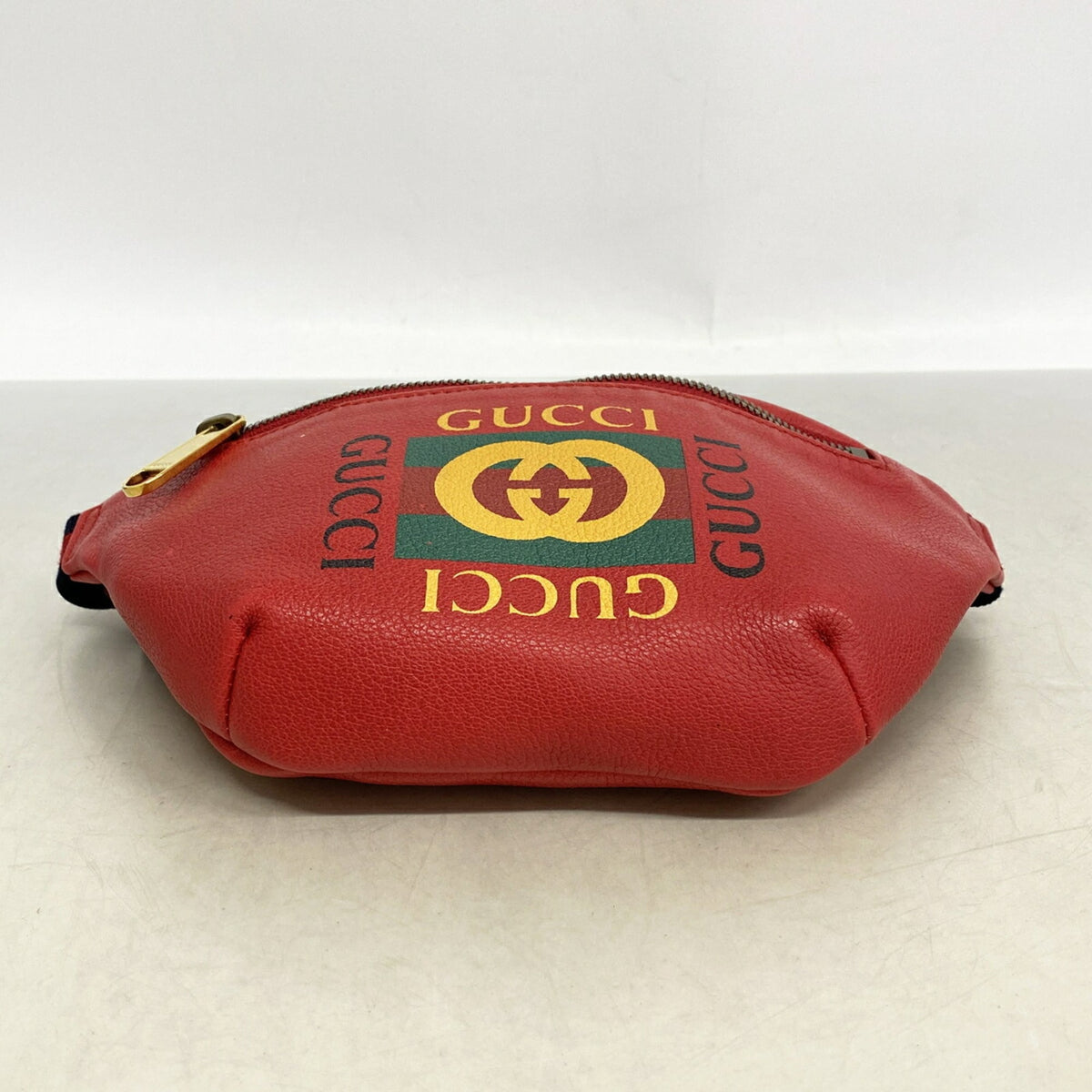 Gucci Red Color Leather Fanny Pack (Pre-Owned)