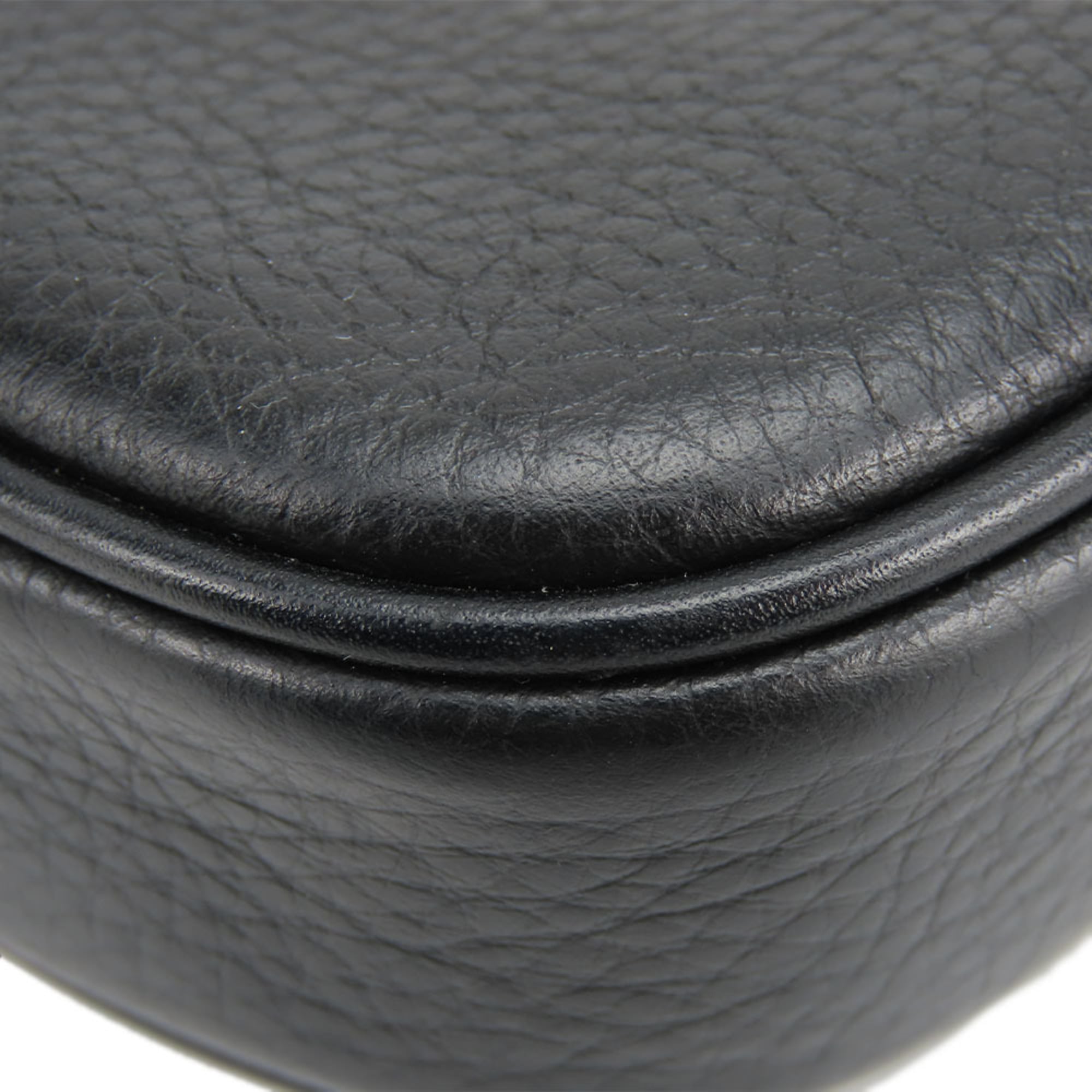 Coach Black Leather Pochette Shoulder Bag (Pre-Owned)