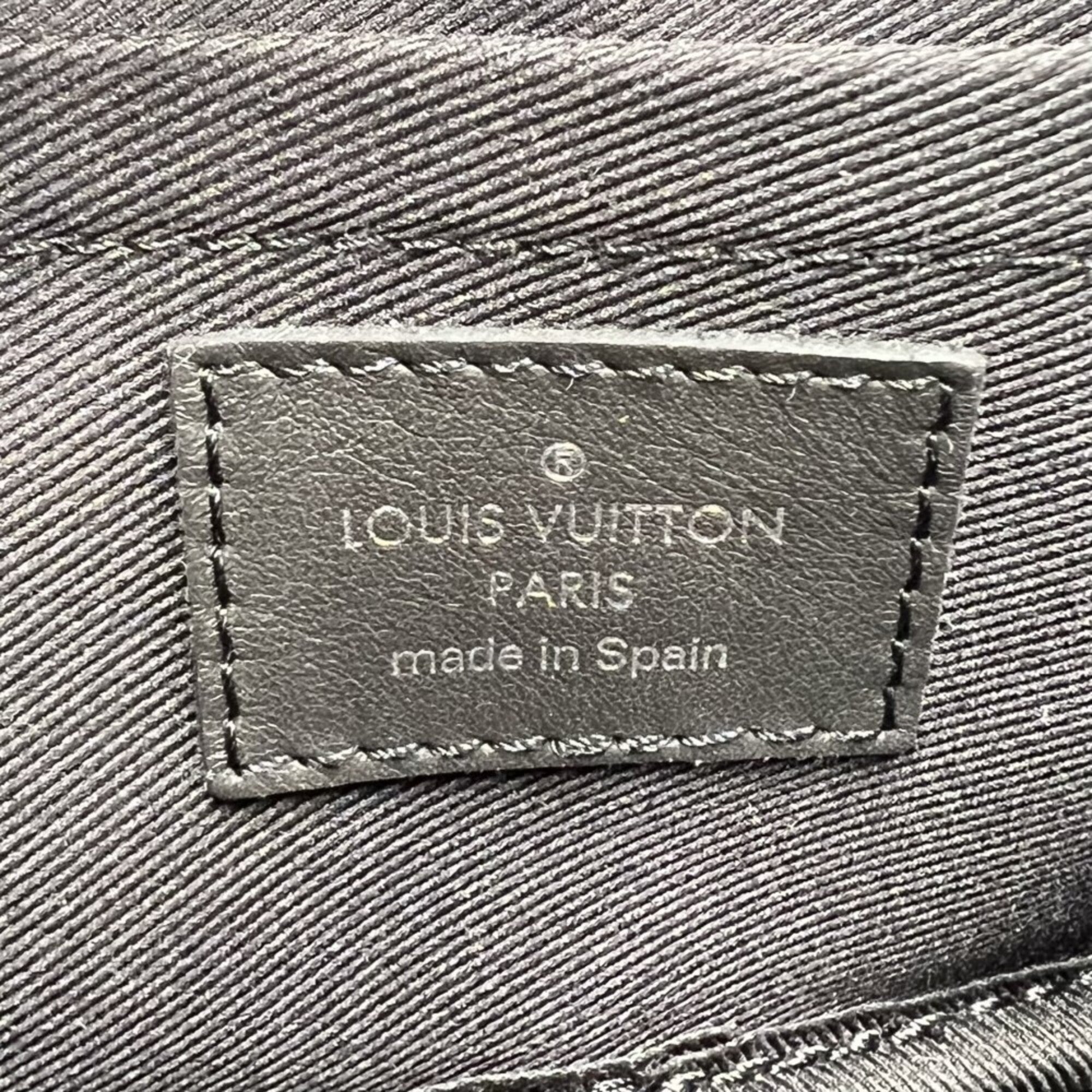 Louis Vuitton Black Leather Fanny Pack (Pre-Owned)